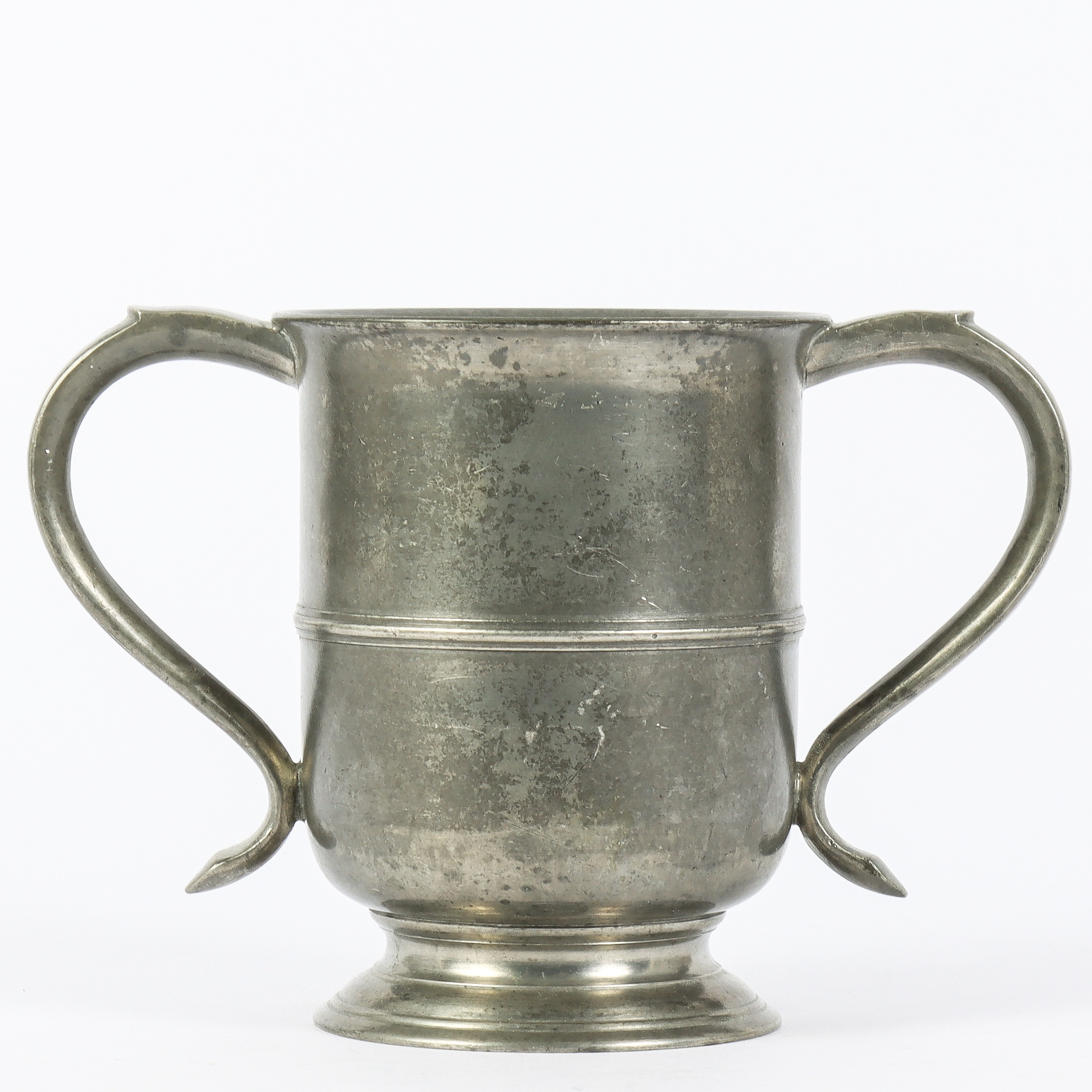 BÄGARE tenn, F Santesson Stockholm.