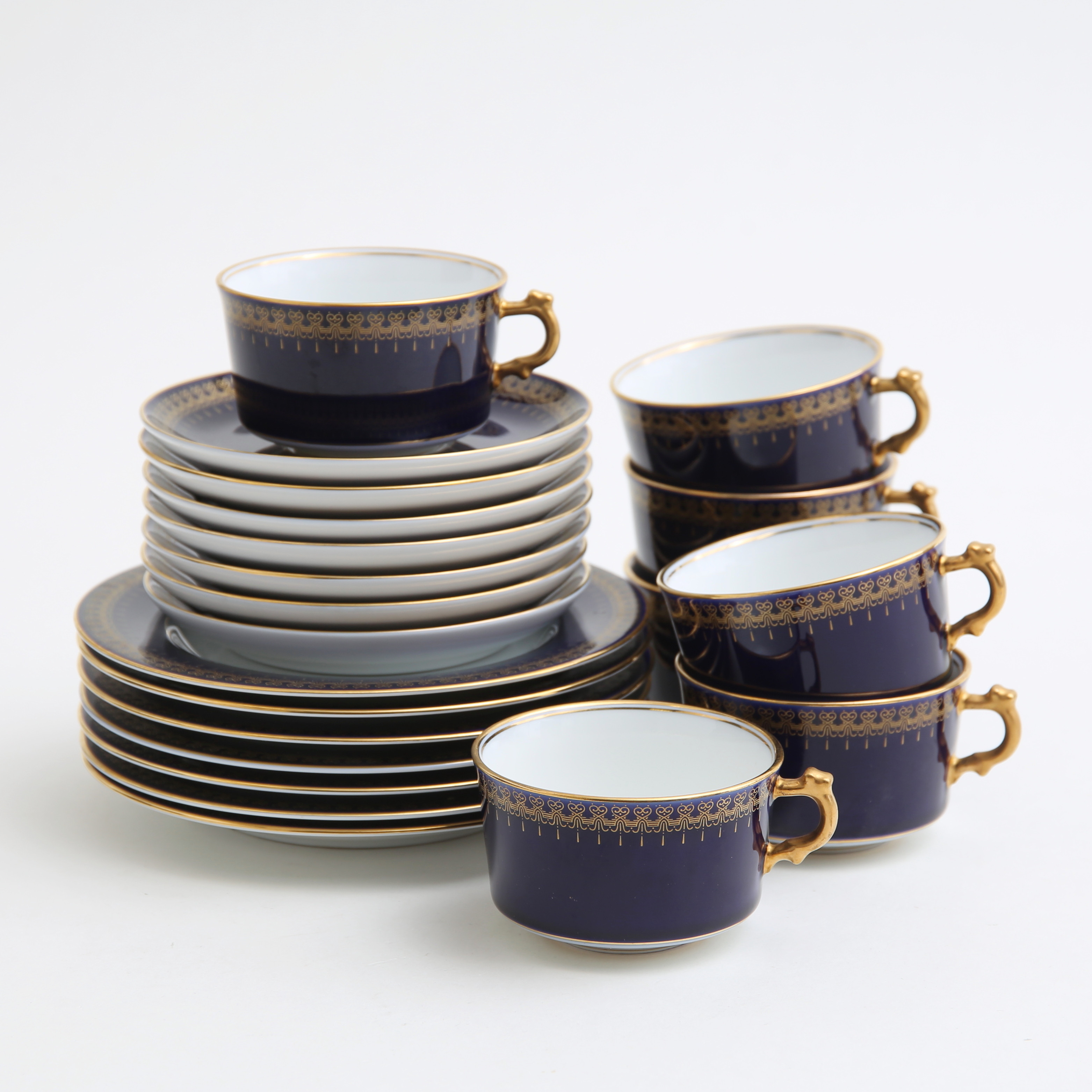 KAFFEKOPPAR med Fat, 21 delar, porslin, "Romanov Collection", kobolt.