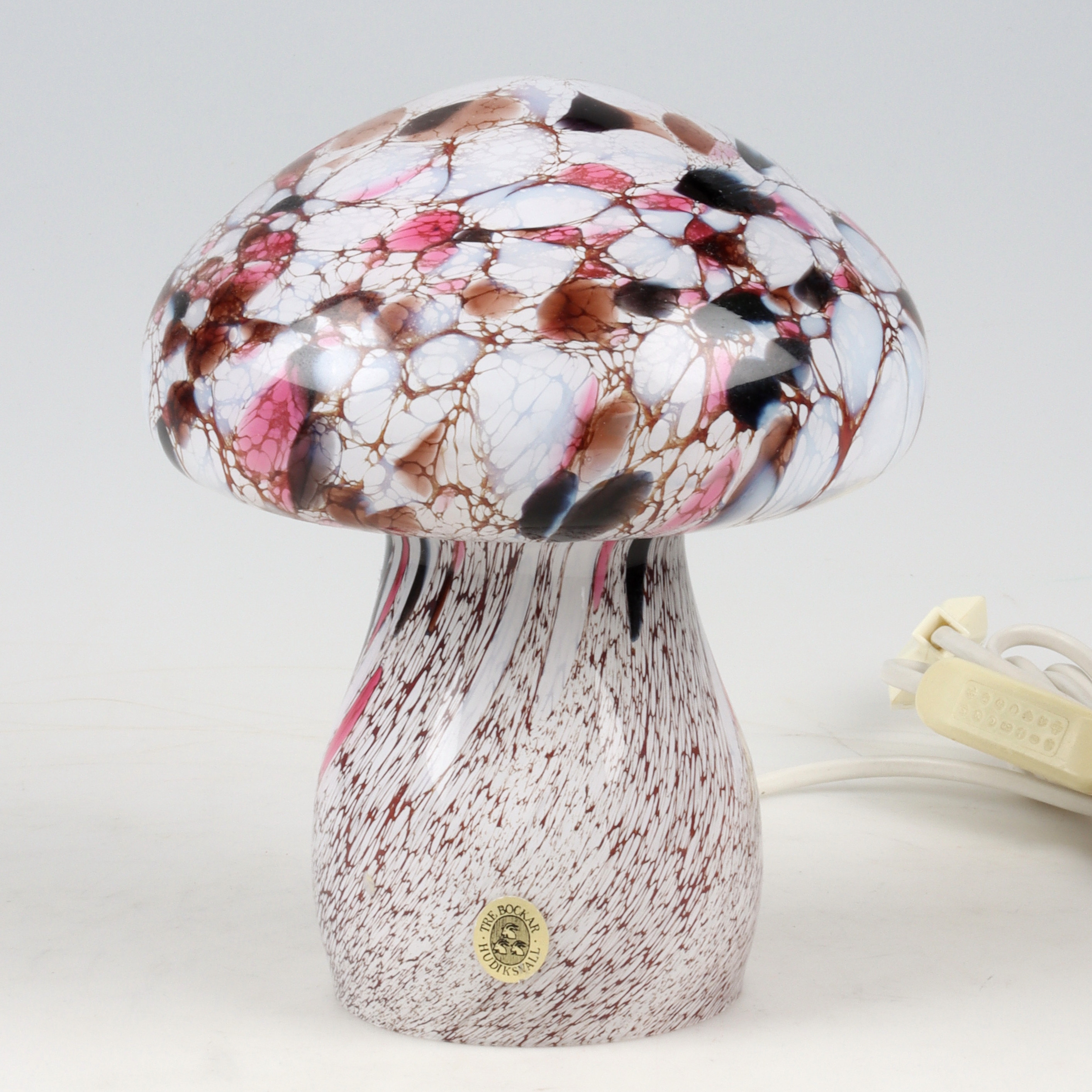 BORDSLAMPA, i form av svamp, glas, Tre Bockar, Hudiksvall.