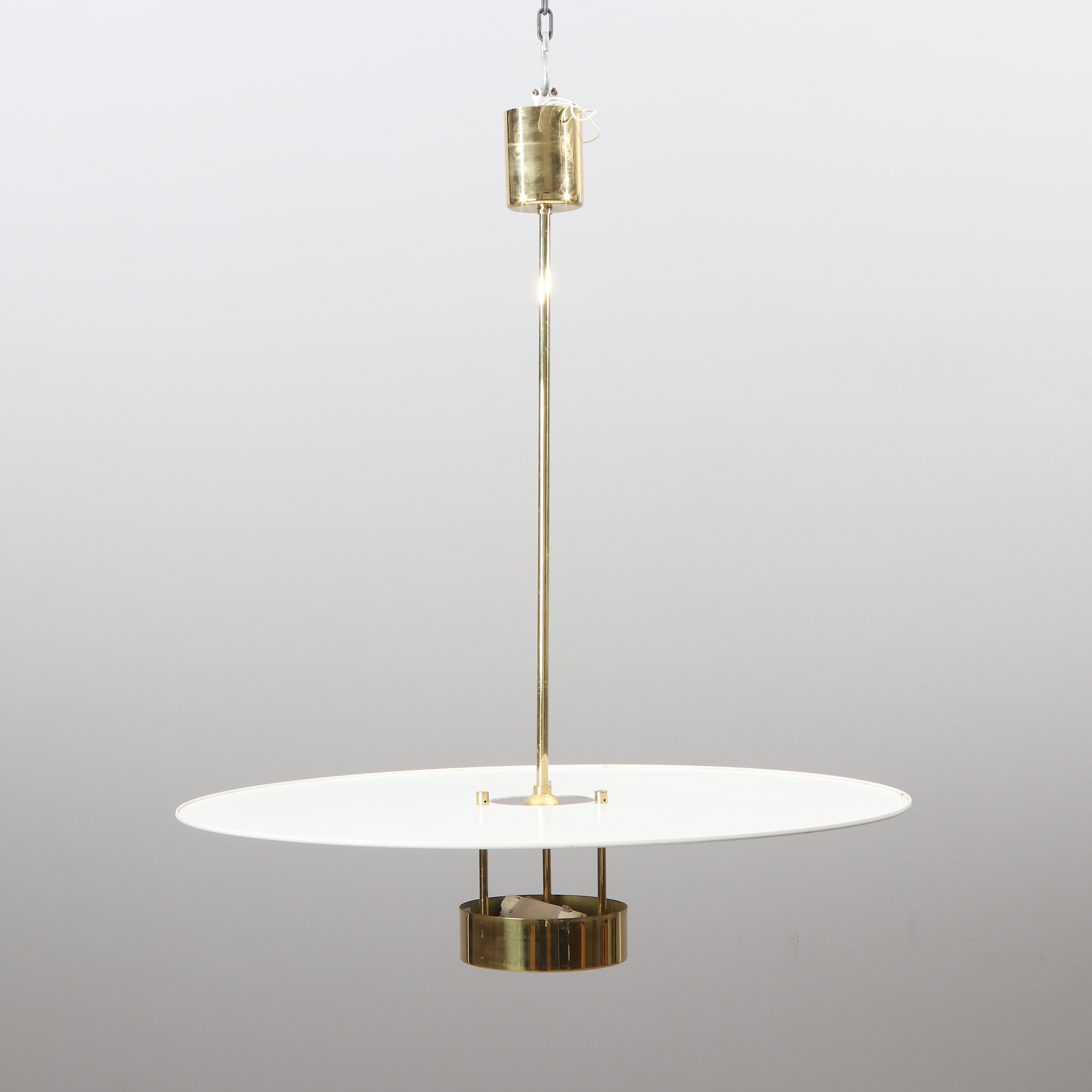 HANS-AGNE JAKOBSSON. TAKARMATUR. Mässing och lackerad metall. Modell T955. Markaryd, 1900-talets andra hälft.