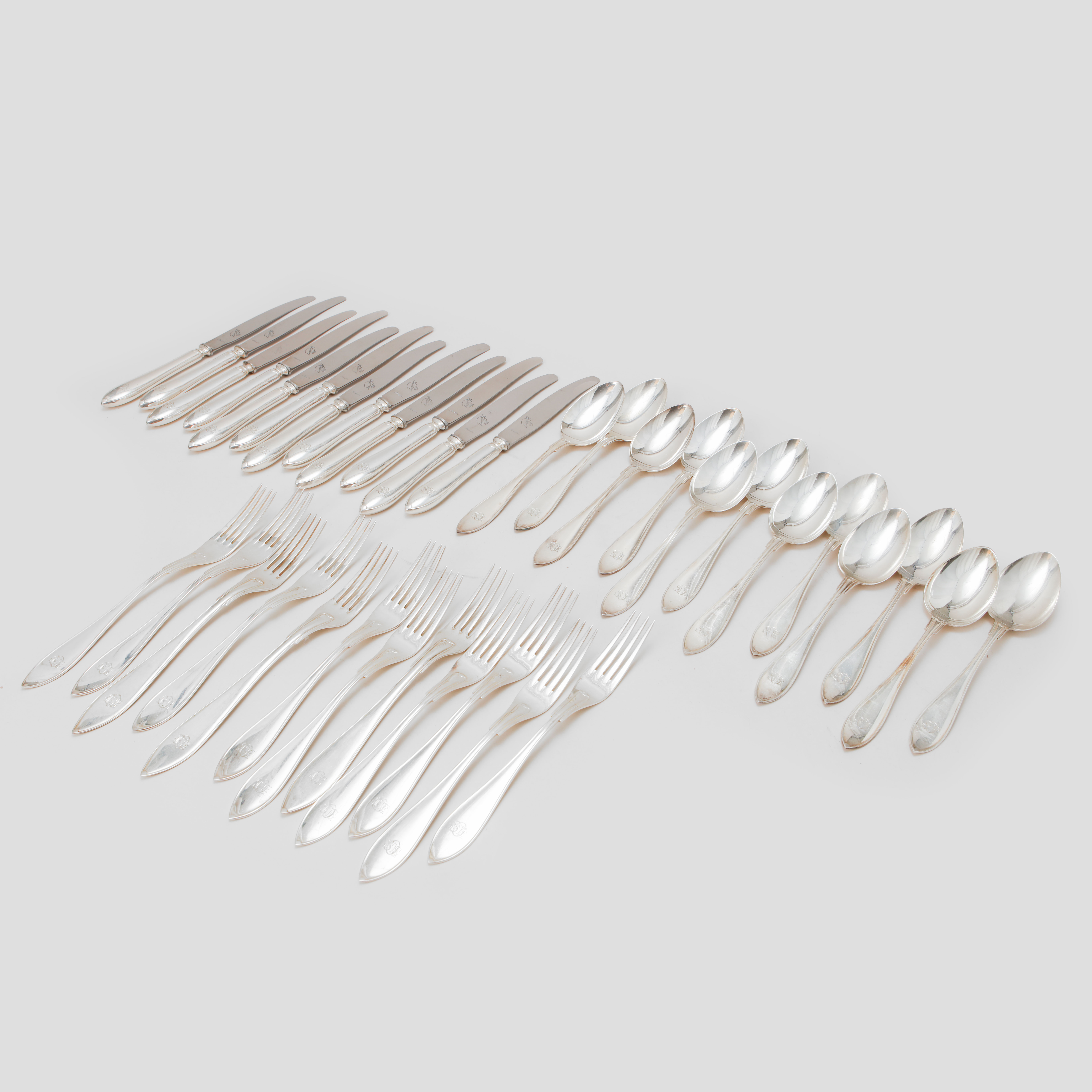 BESTICKUPPSÄTTNING, silver, "Svensk spets", Vikt 2300 gram.