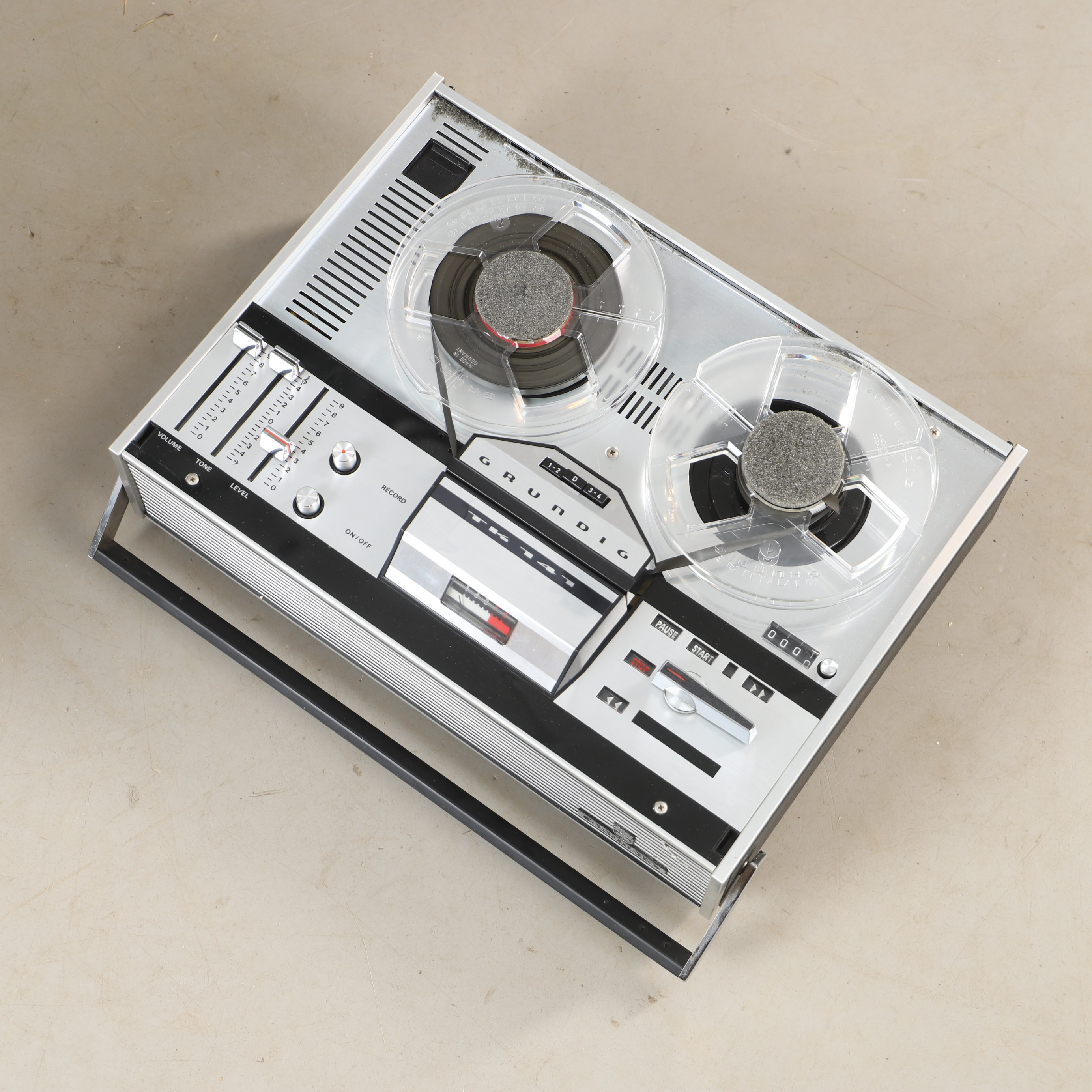 RULLBANDSSPELARE, Grundig, 1900-talets mitt.