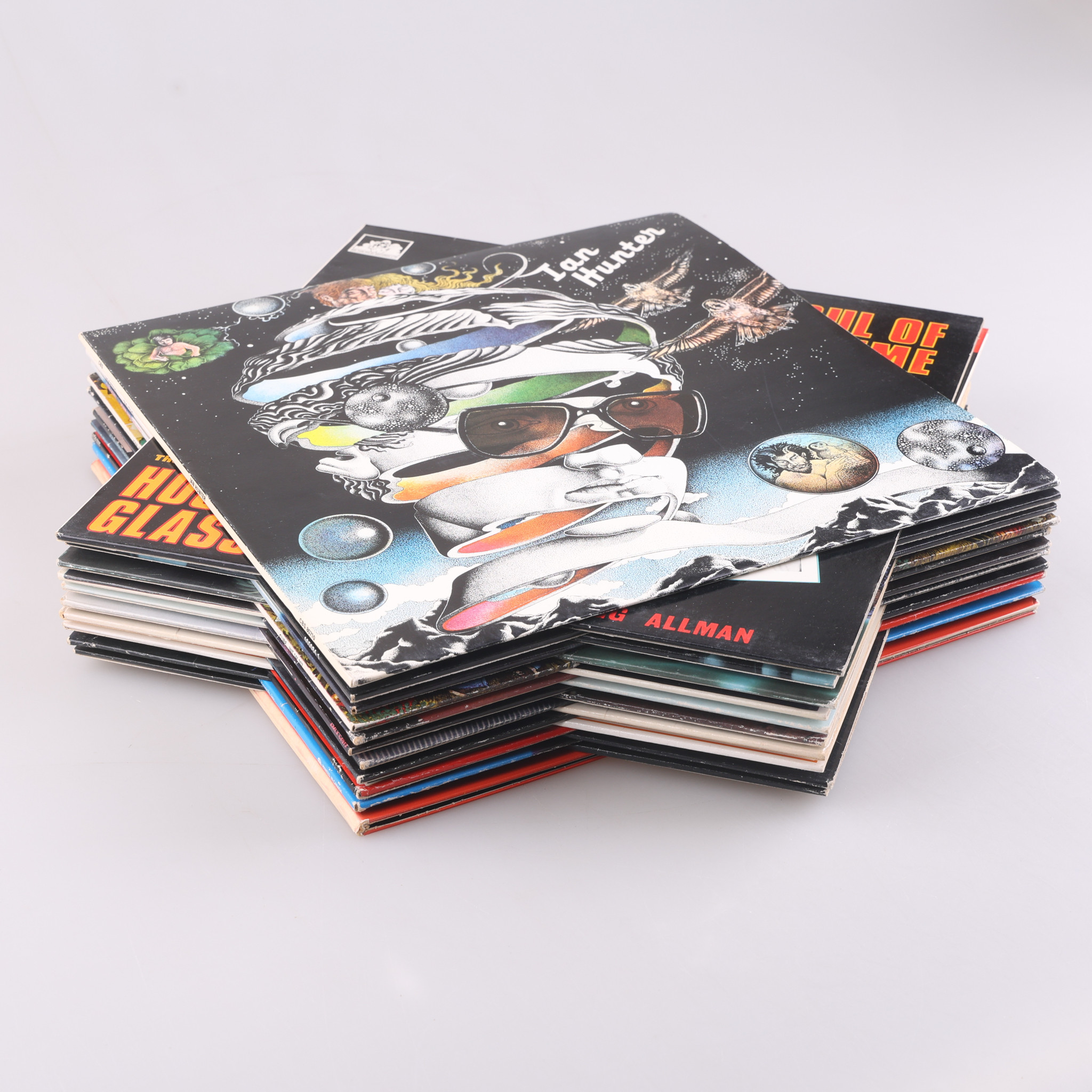 VINYLSKIVOR, 21 stycken, pop/rock.