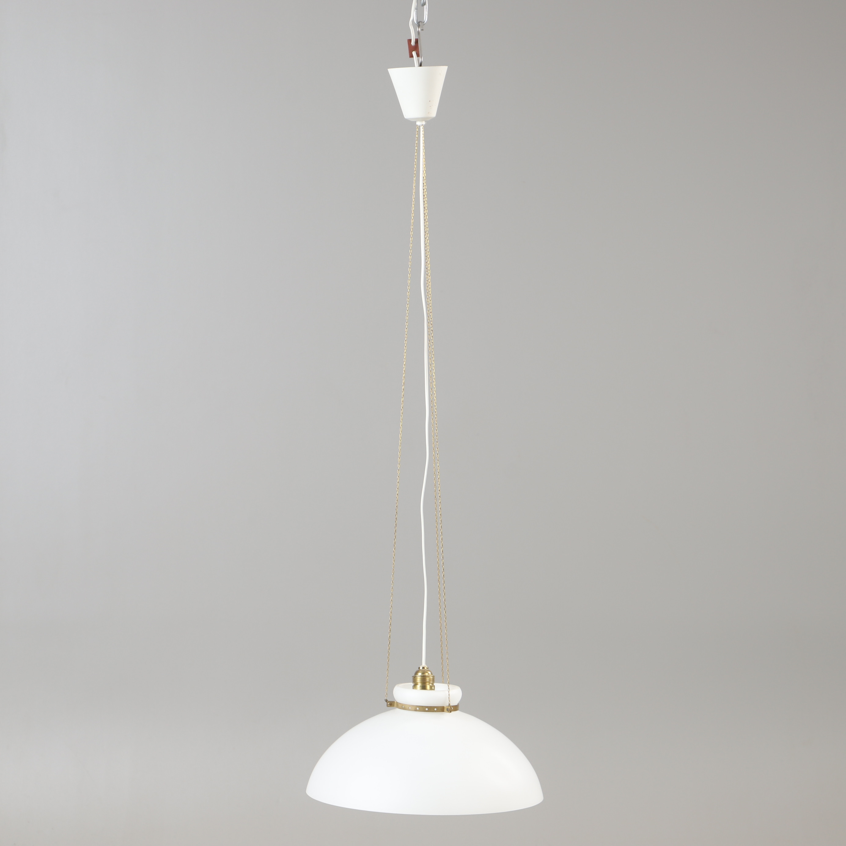 ALF SVENSSON. Taklampa, "T-16", Bergboms, mässing med glaskupa, 1950-tal.