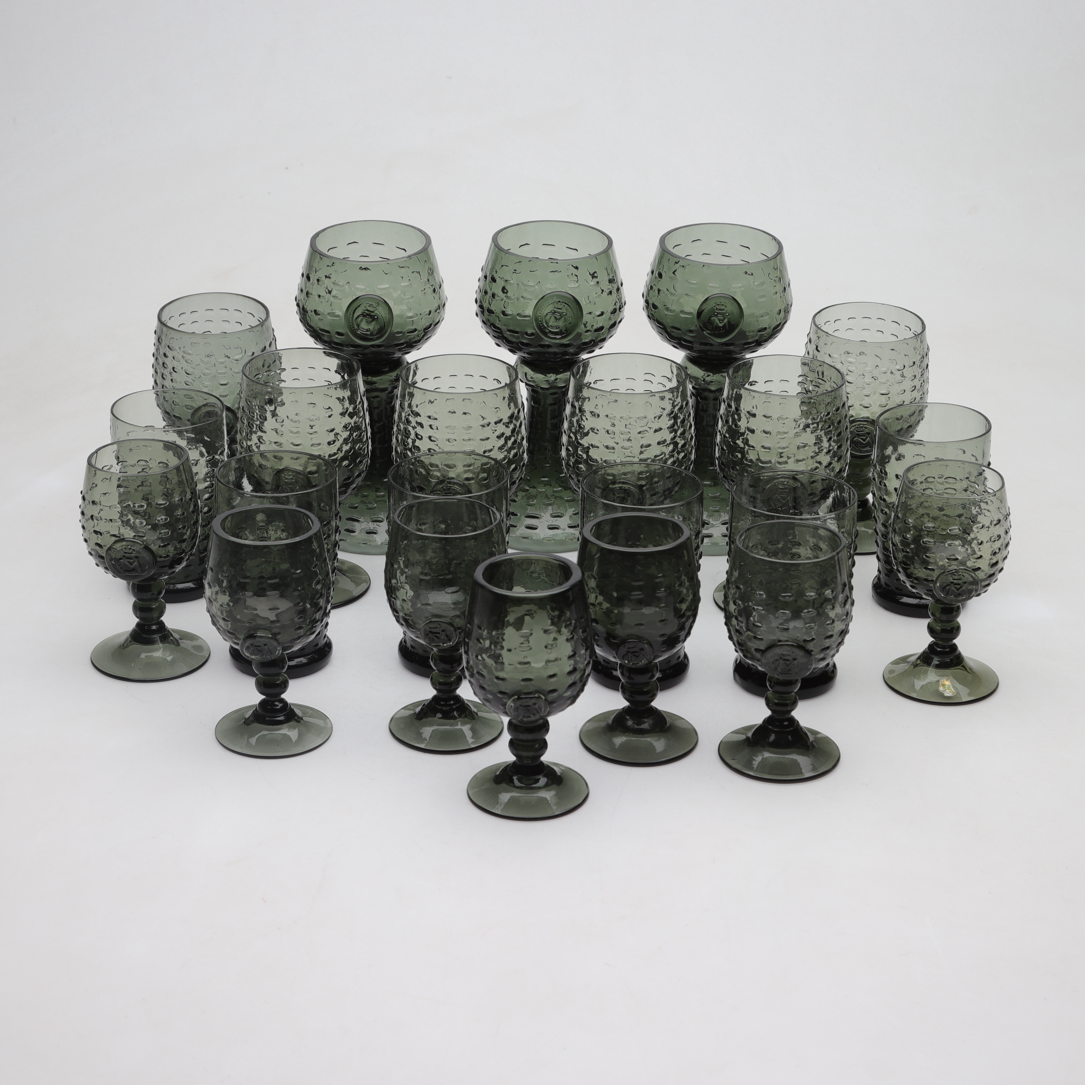 GLASSERVIS, 22 delar, "Hertig Karls glas", Reijmyre Glasbruk.