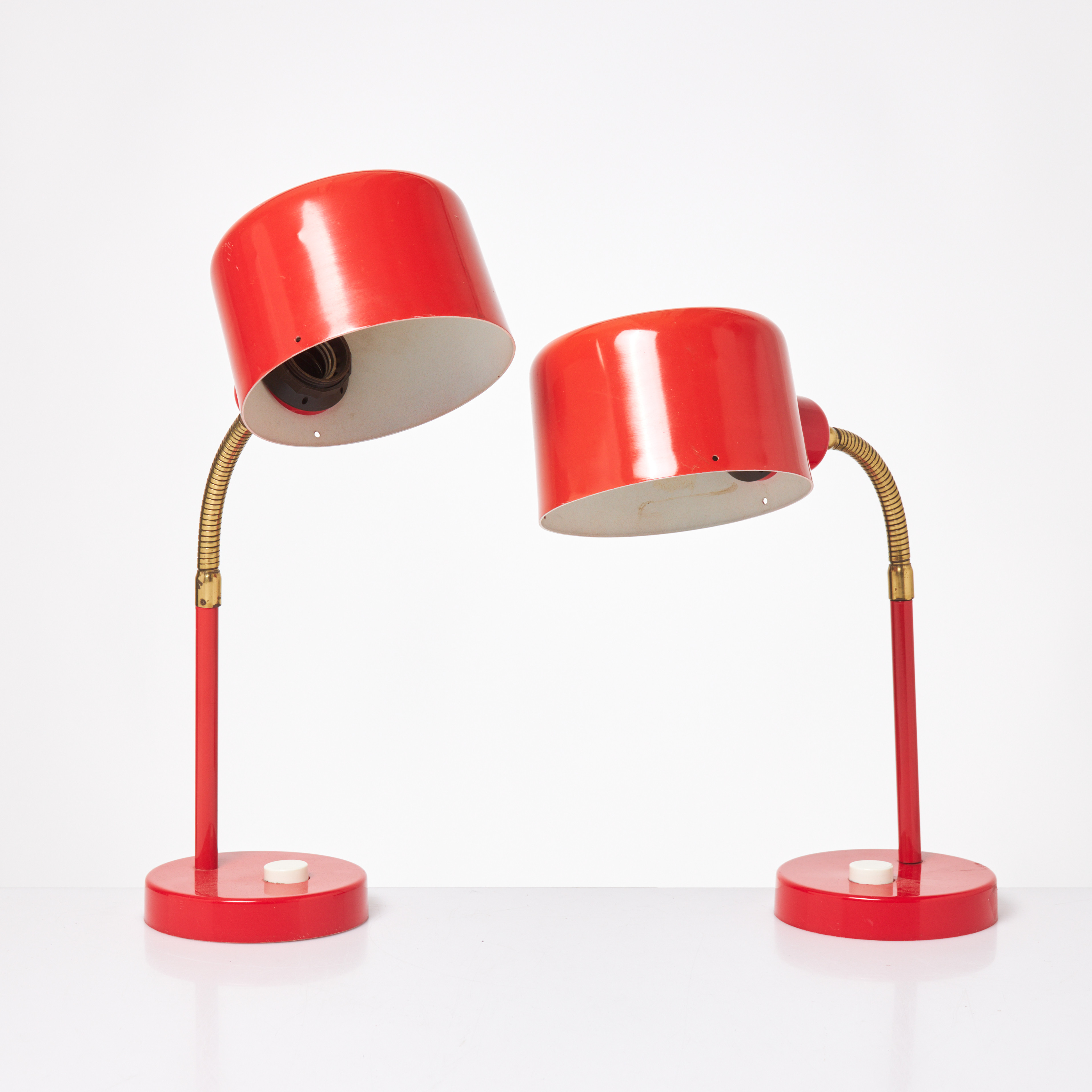 BORDSLAMPOR, 1 parlackerad metall, Elidus, 1900-talets andra hälft.