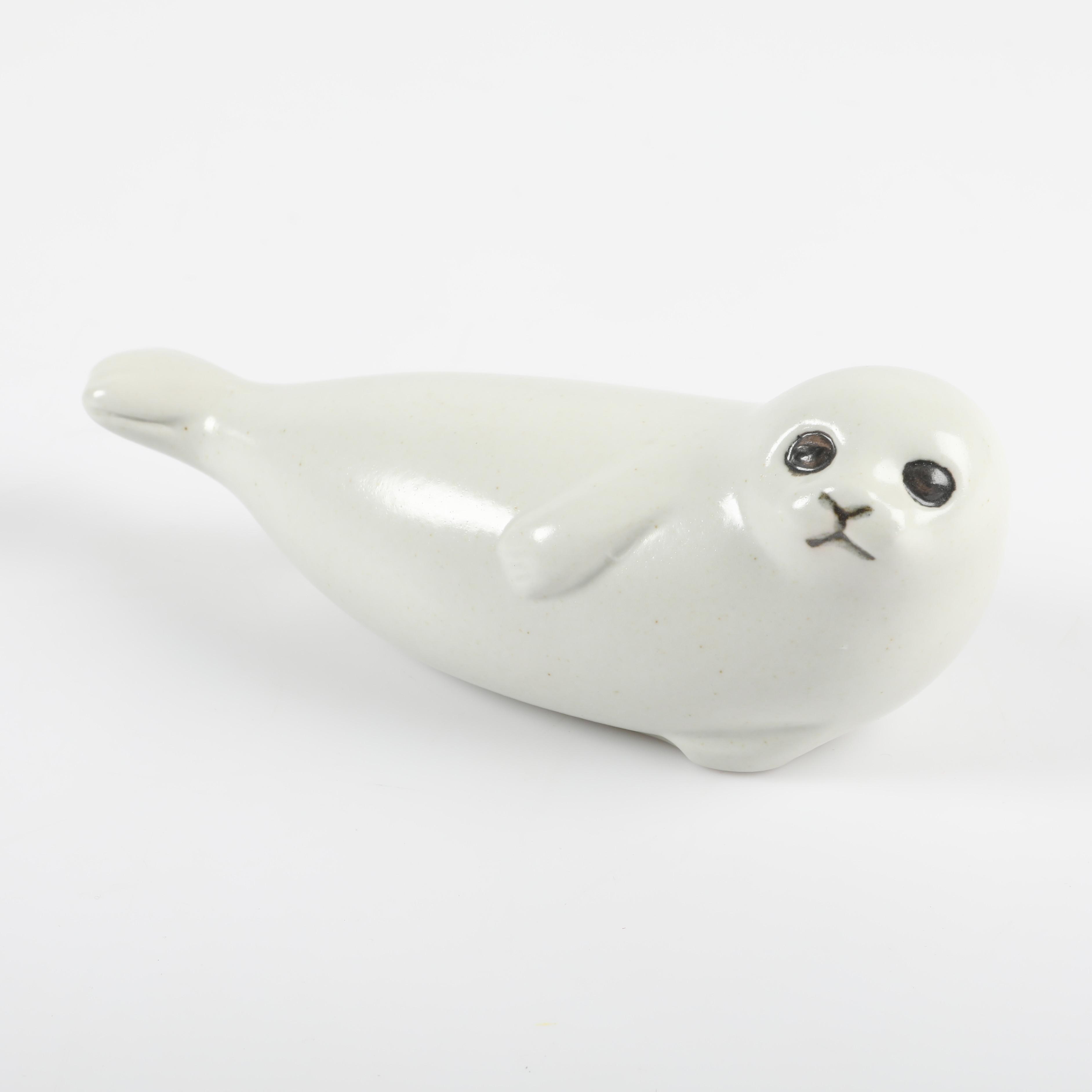 LISA LARSON. Figurin, "Säl", ur serien "Lillskansen", stengods, Gustavsberg.