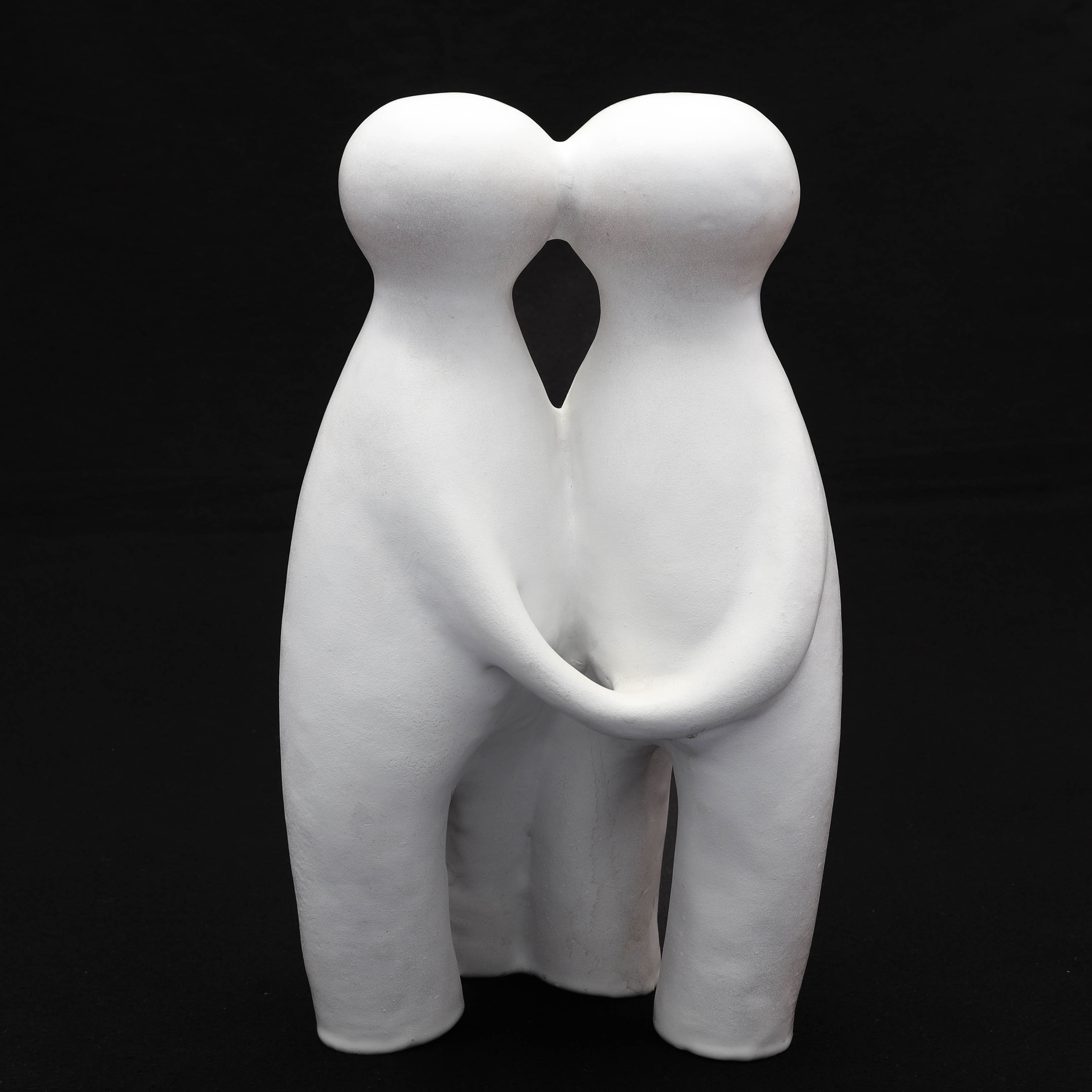 SKULPTUR, keramik, gestaltar ett kärlekspar.