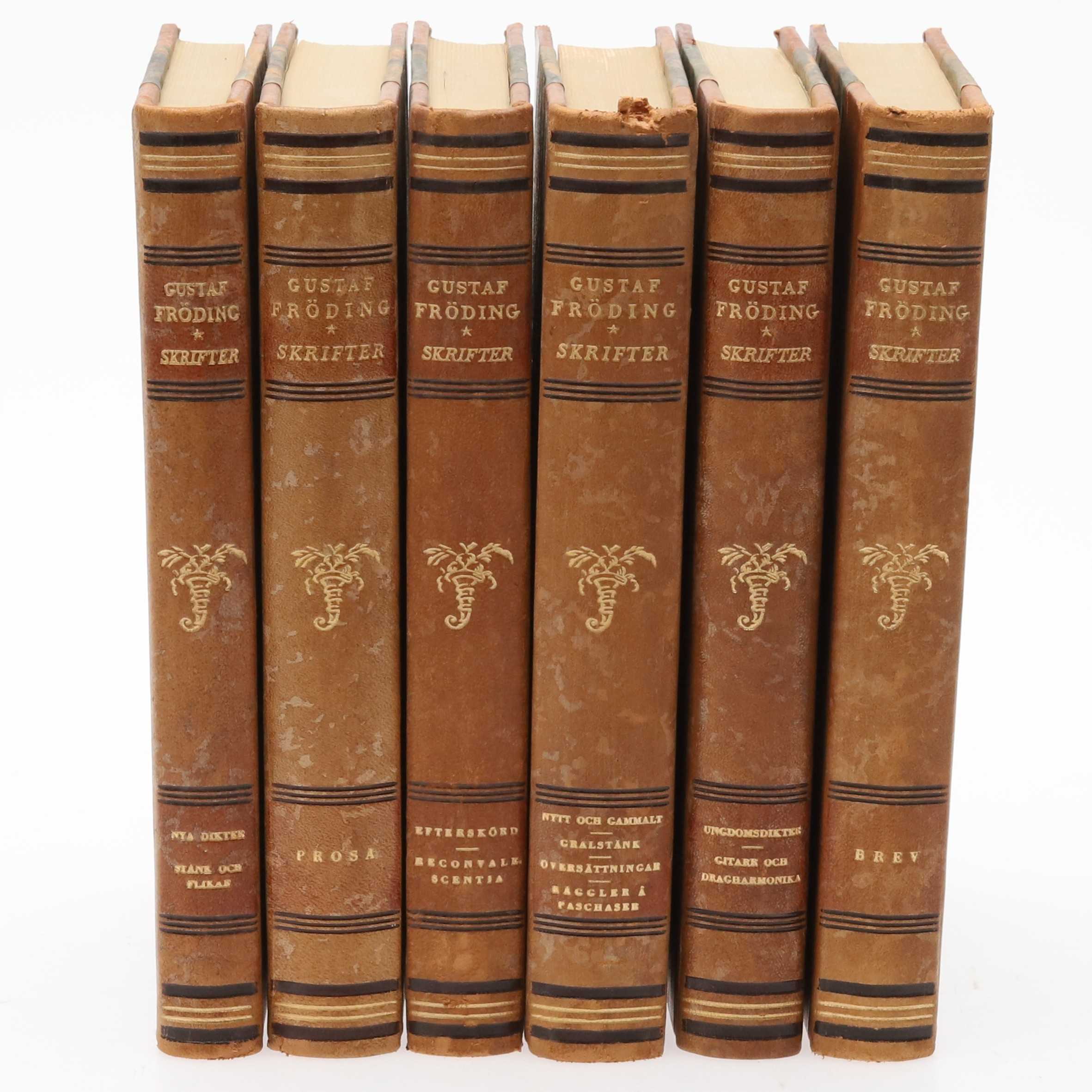 BÖCKER. 6 st. Gustav Fröding, Bonniers 1951 samt 54.
