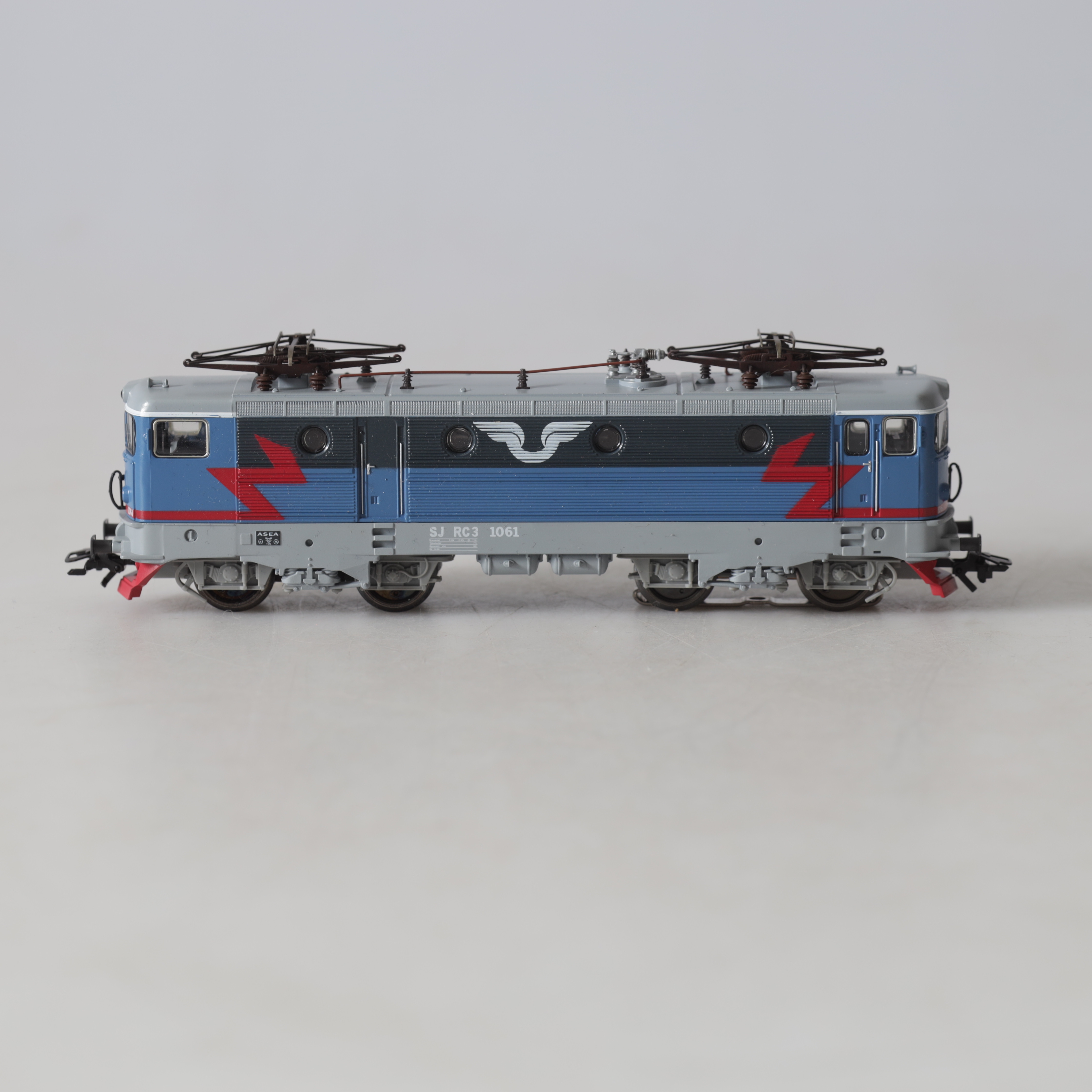 ELLOK, 3341, H0, SJ:s BR Rc2, 1056, Märklin.