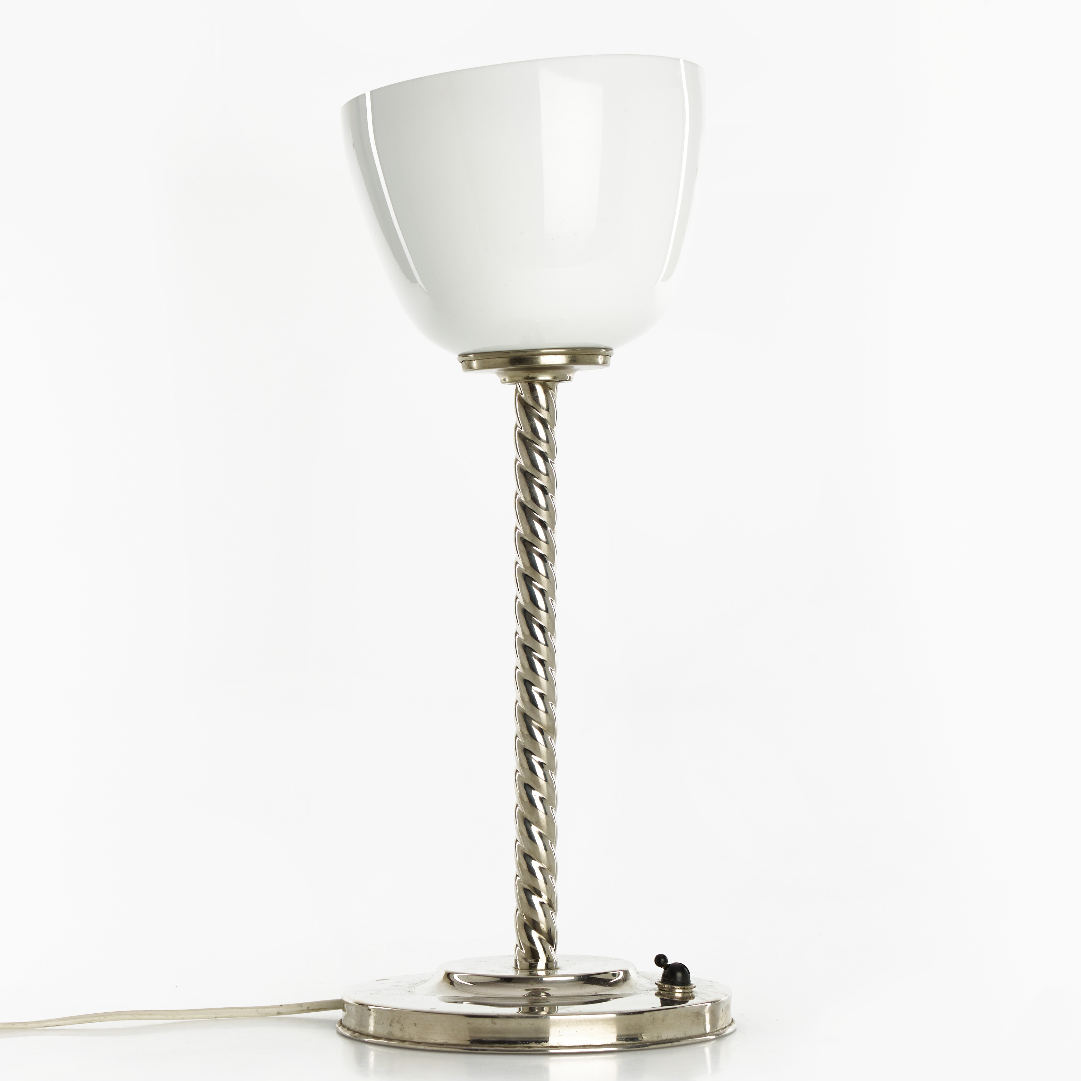 BORDSLAMPA, 1930-tal, Art Deco, förnicklad med kupa i opalglas.