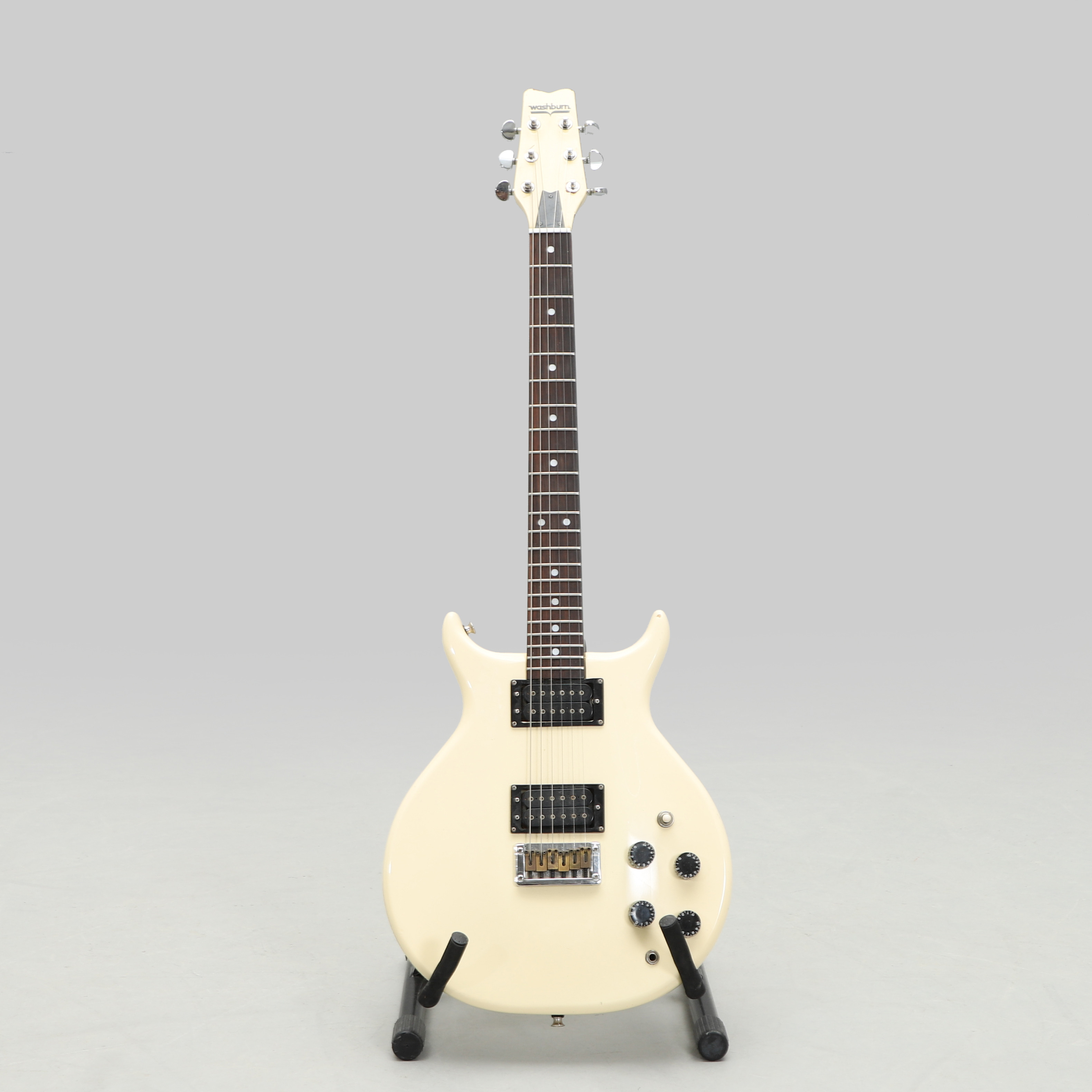 ELGITARR, Washburn Raven, Wing Series, Japan tidigt 1980-tal.
