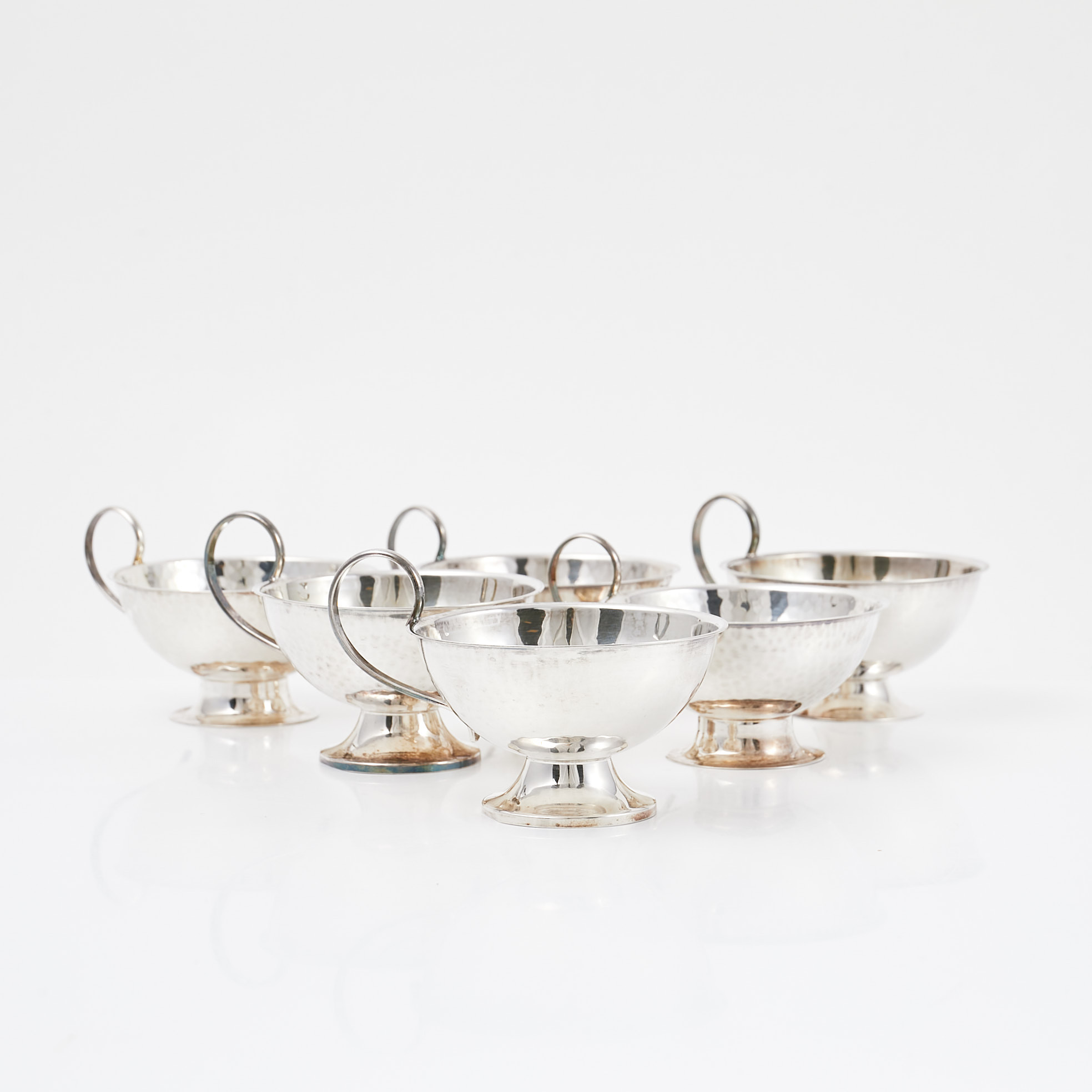 PUNSCHKOPPAR, 6 st, silver, snarlika, hamrad dekor, Ceson, Guldsmedsaktiebolaget samt Fritz Olsson AB, 1900-tal.