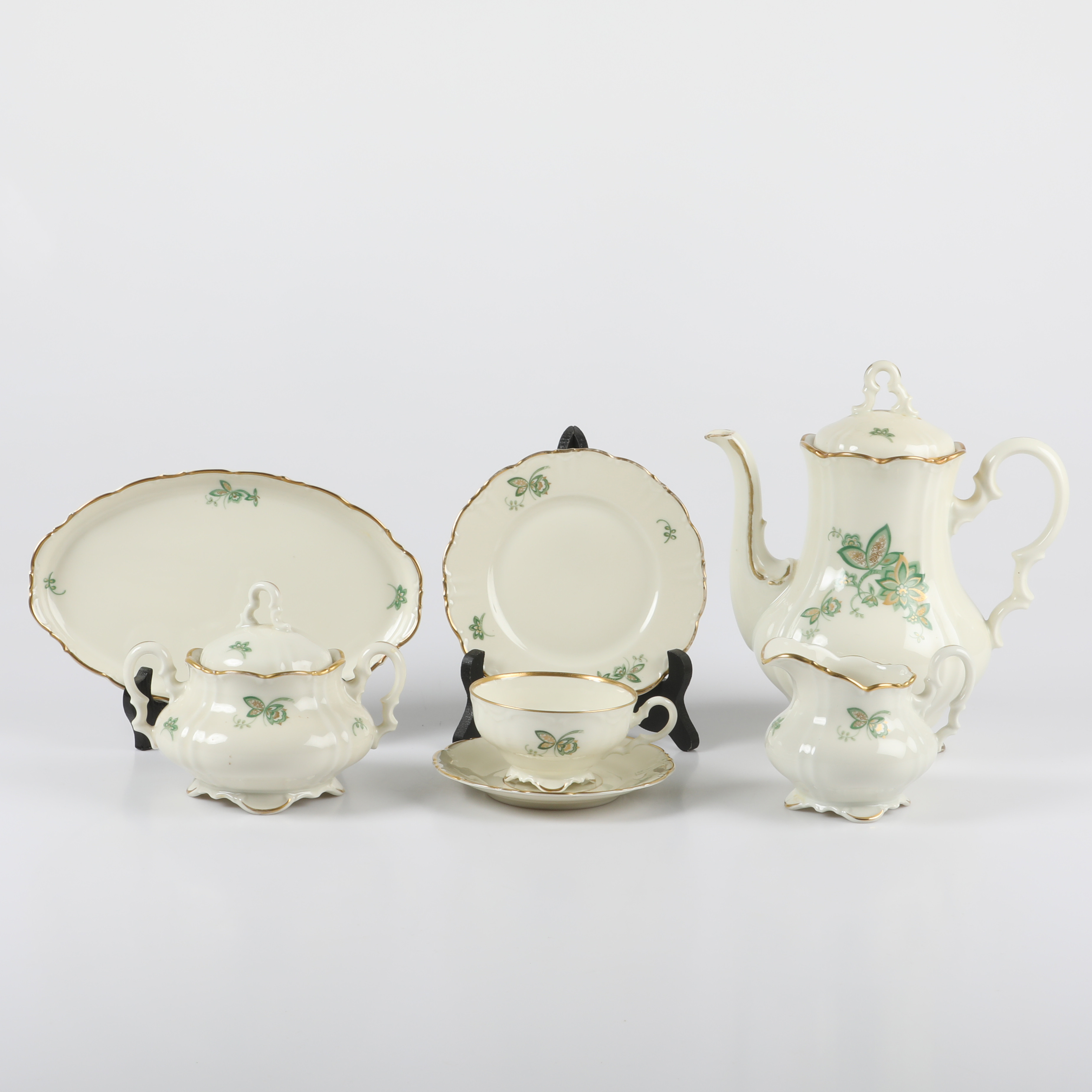 KAFFESERVIS, delar, porslin med gröna blommor, Hackefors.