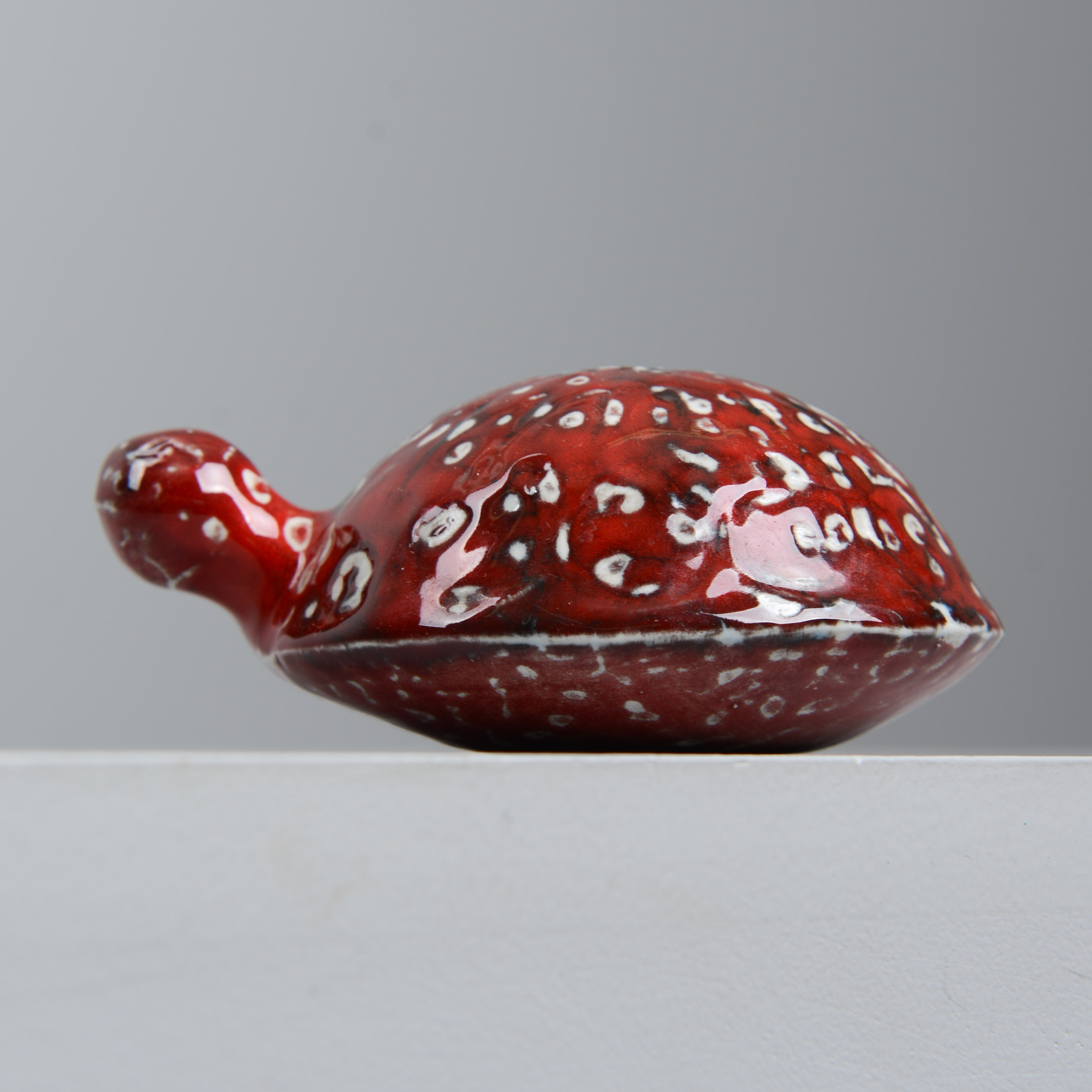 LISA LARSON. Figurin, Sköldpadda, Gustavsberg, 1969-76.