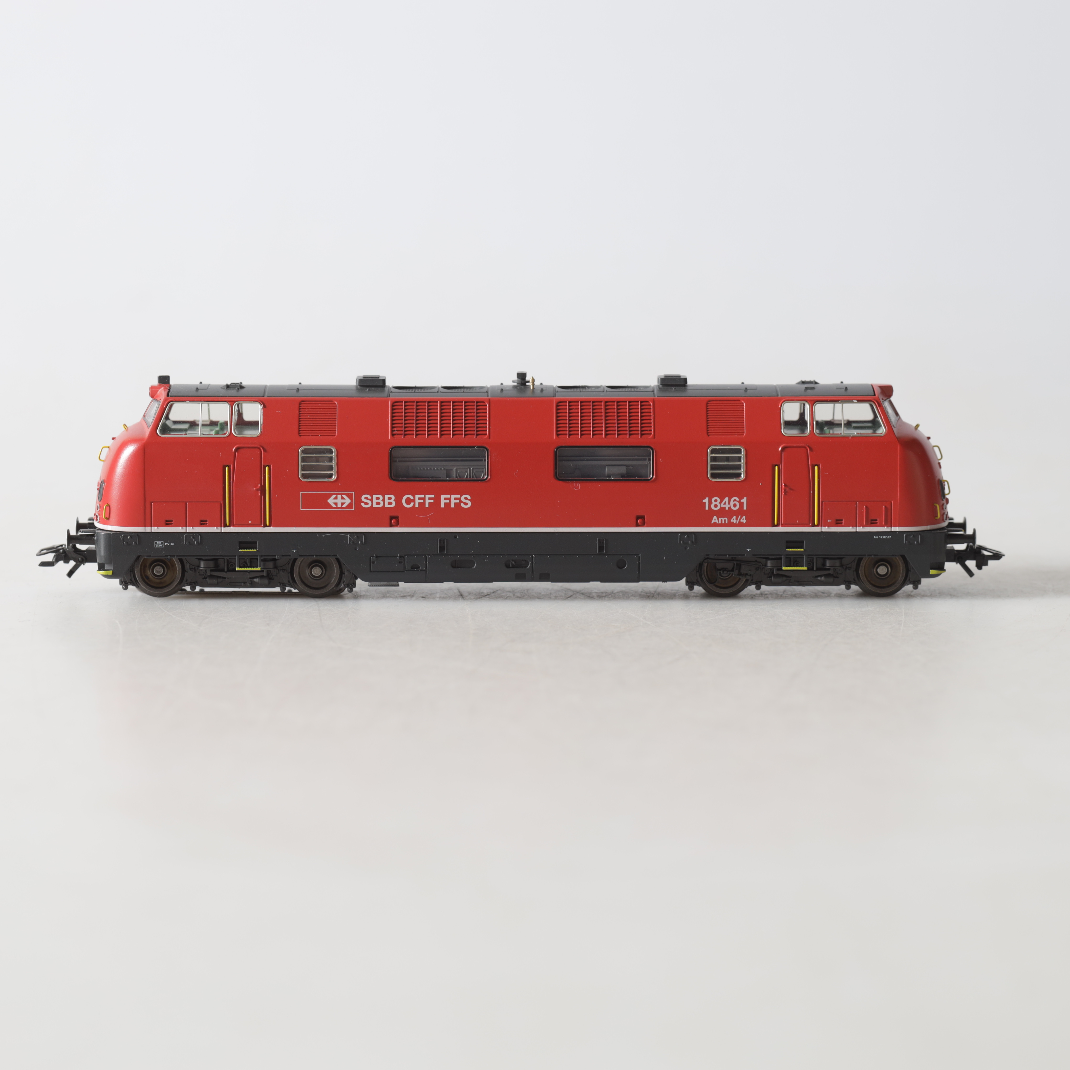 DIESELLOK, 3384, H0, Seria Am 4/4 18461, Märklin.