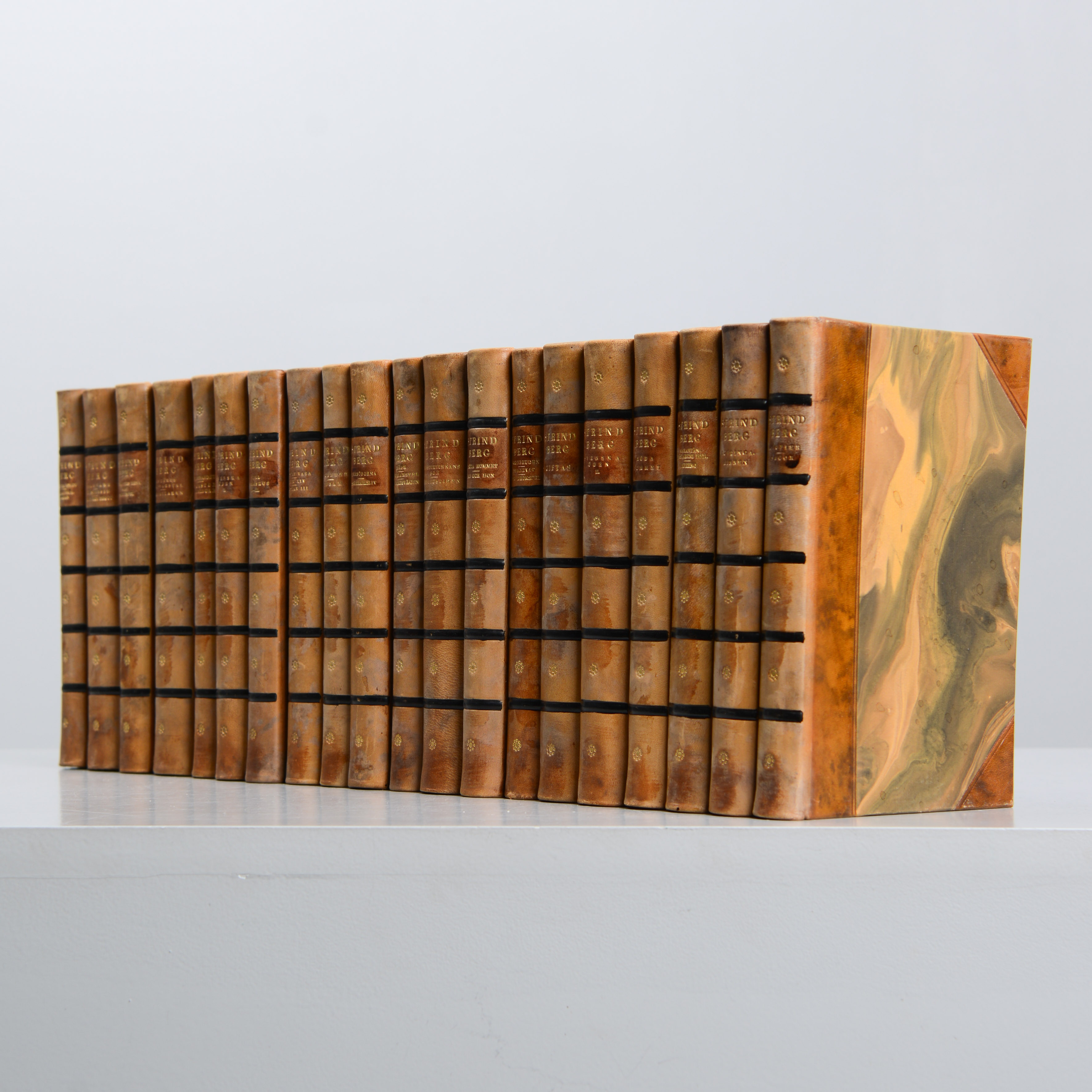 AUGUST STRINDBERG. 20 band, Bonniers, Stockholm, 1928.