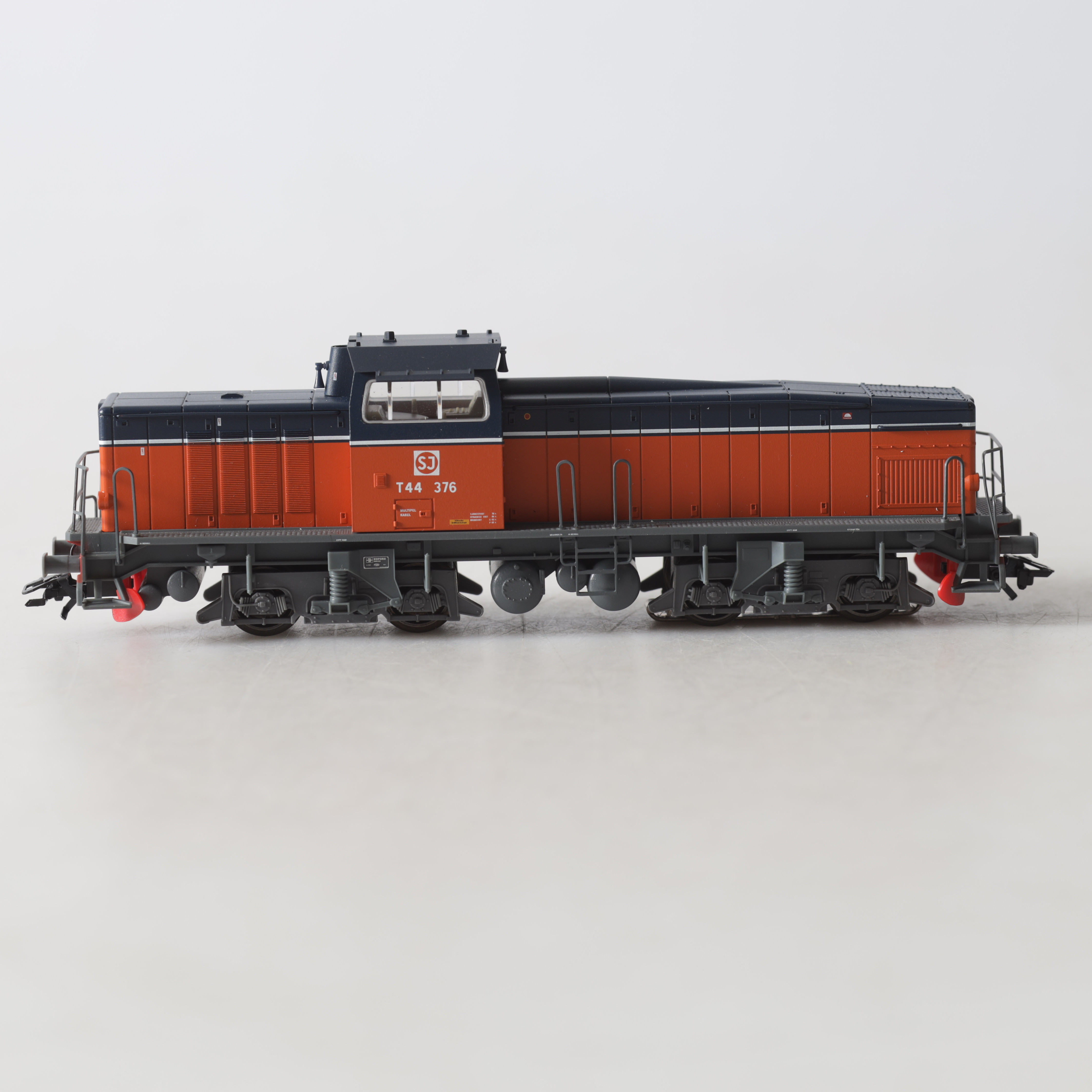 DIESELLOK, 37940, H0, SJ:s T44 376, Märklin.