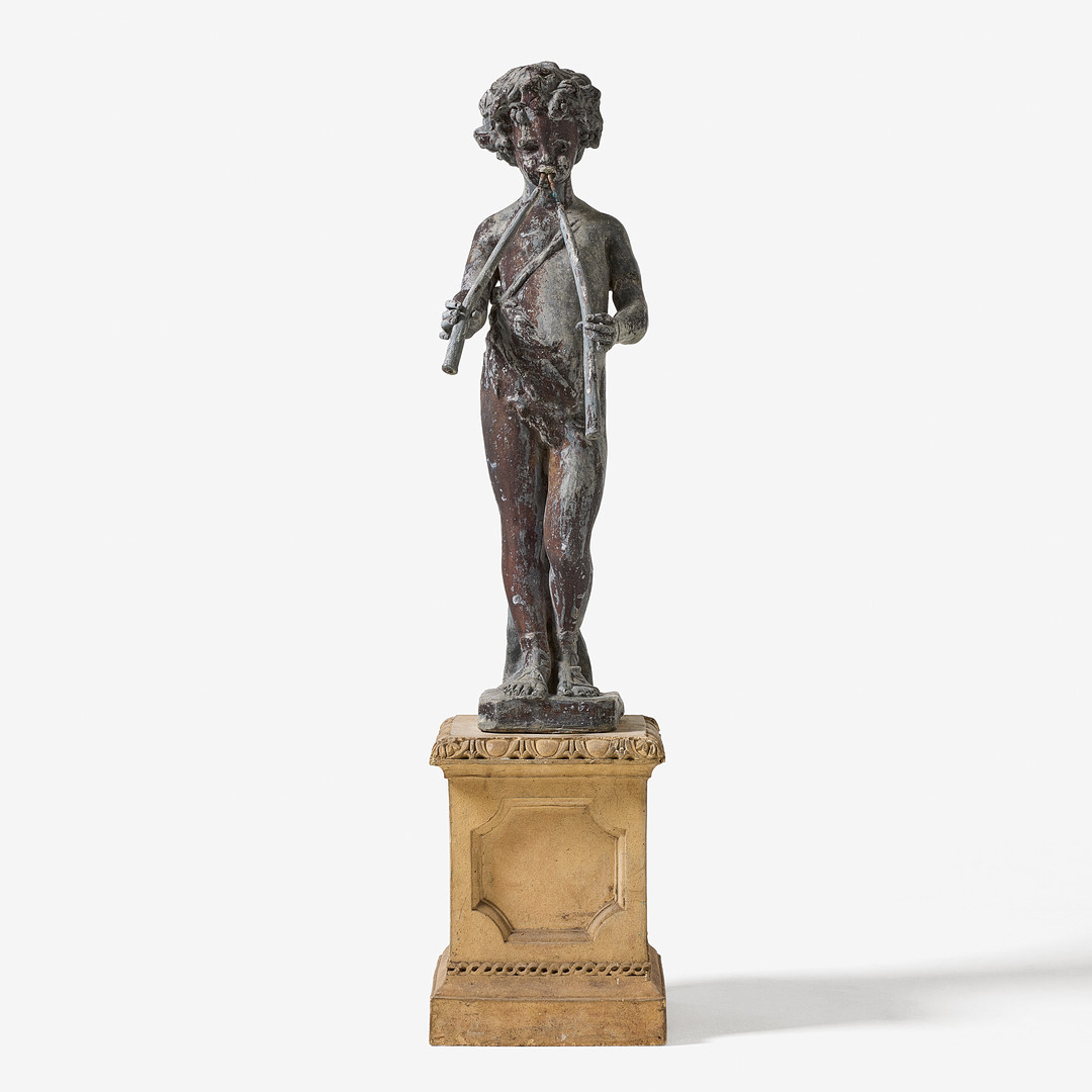 FONTÄNSKULPTUR, 1800-talets slut, i form av stående pojke spelande aulos, bly.