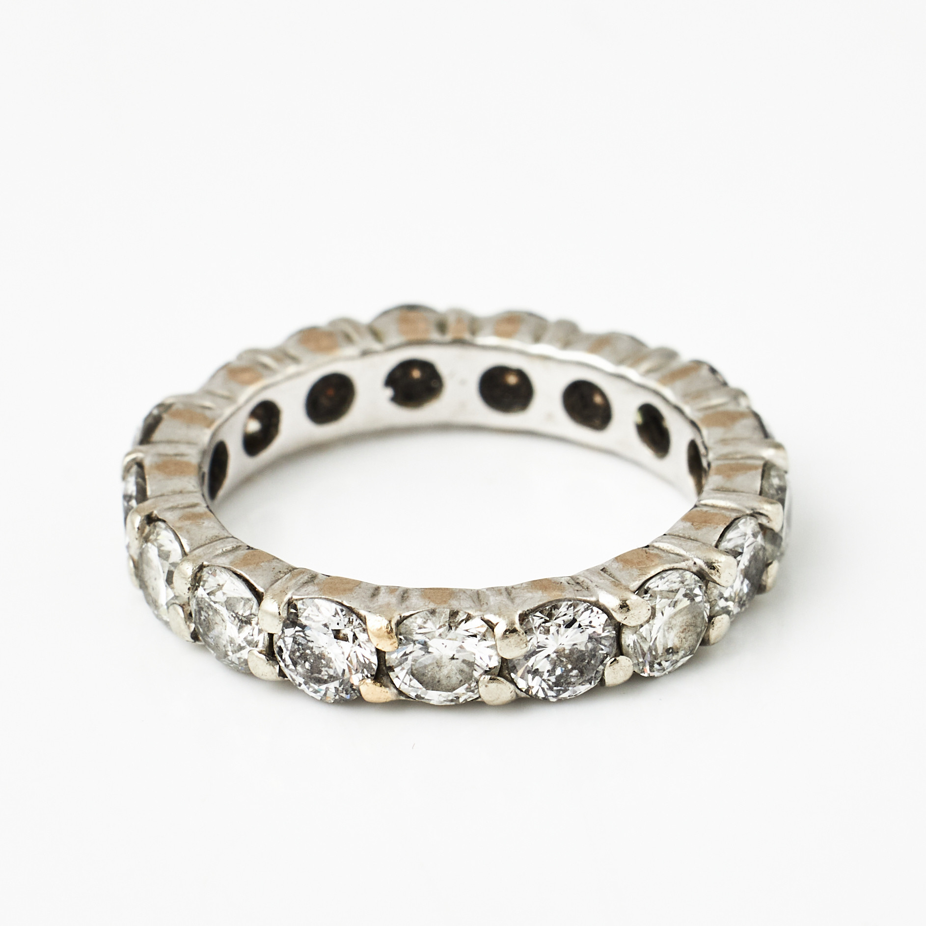 HELALLIANSRING, 14 k rodierat vitguld, 17 briljanter totalt ca 3,20 ct, ca W(H)/SI-I.