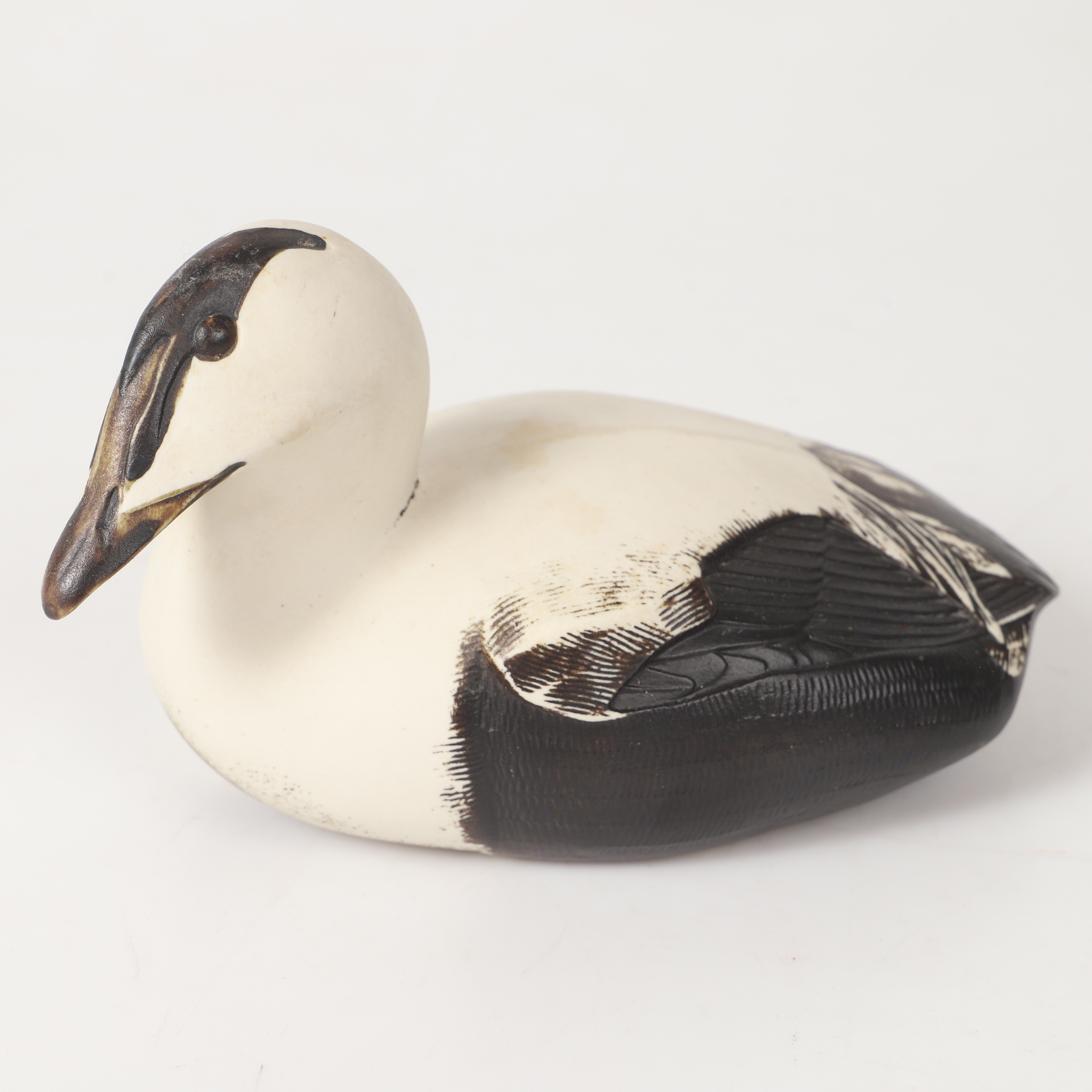 PAUL HOFF. Figurin, ejder, keramik, Gustavsberg.