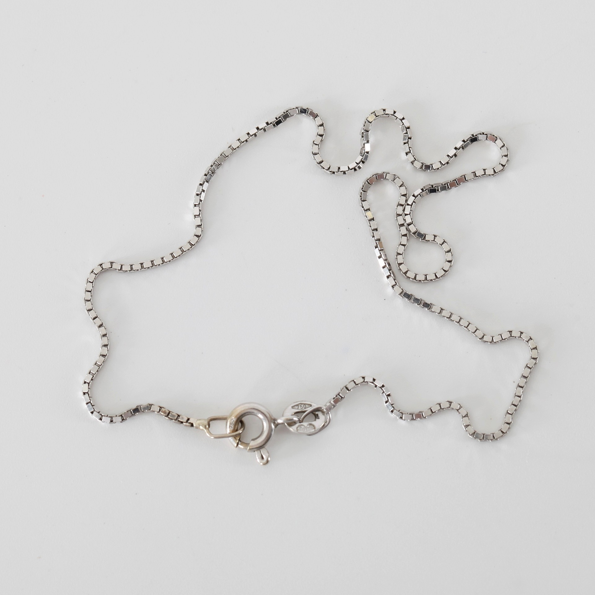 FOTLÄNK, 18K vitguld, UnoAErre, Italien.