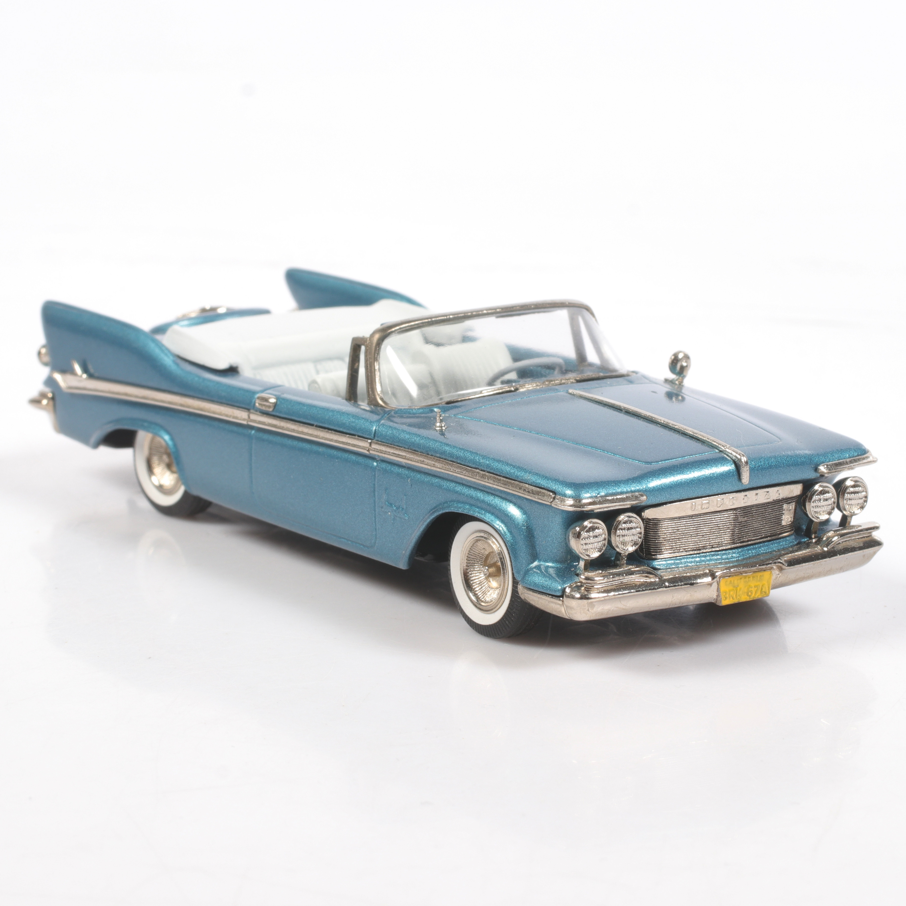 MODELLBIL, metall/resin, Chrysler Imperal Convertible, 1961, Brooklin Models, skala 1:43.