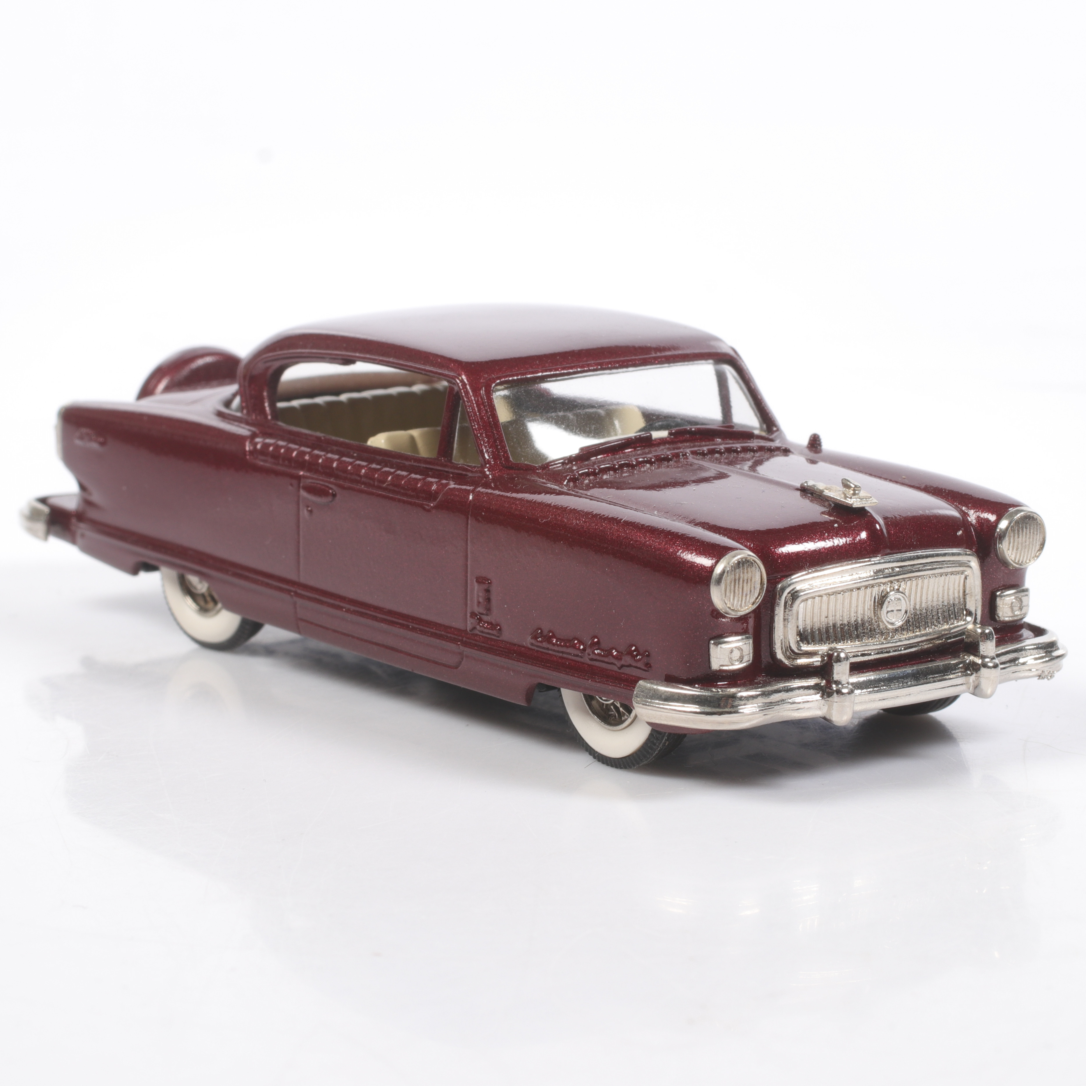 MODELLBIL, metall/resin, Nash Ambassador, 1954, Brooklin Models, skala 1:43.