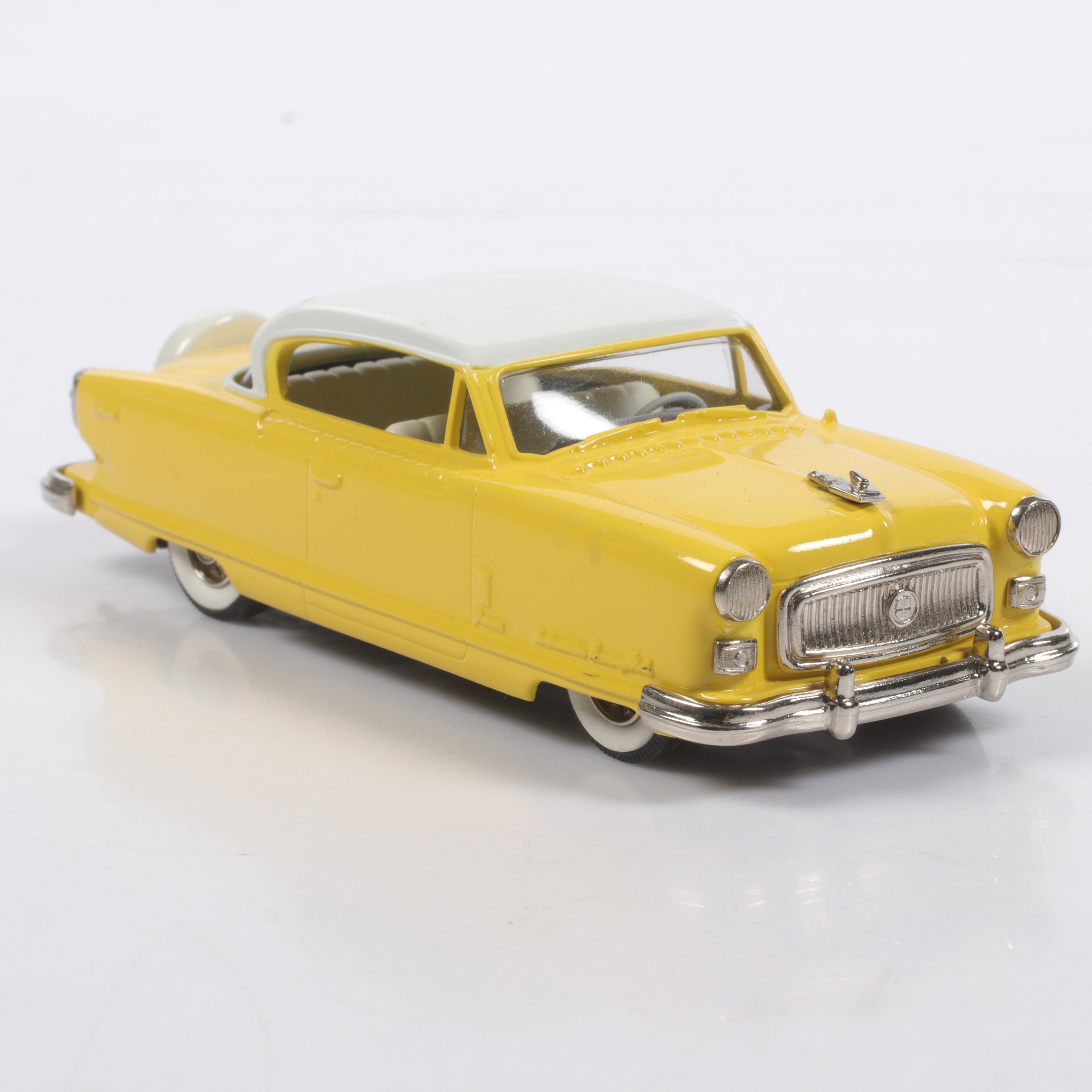 MODELLBIL, metall/resin, Nash Ambassador, 1954, Brooklin Models, skala 1:43.