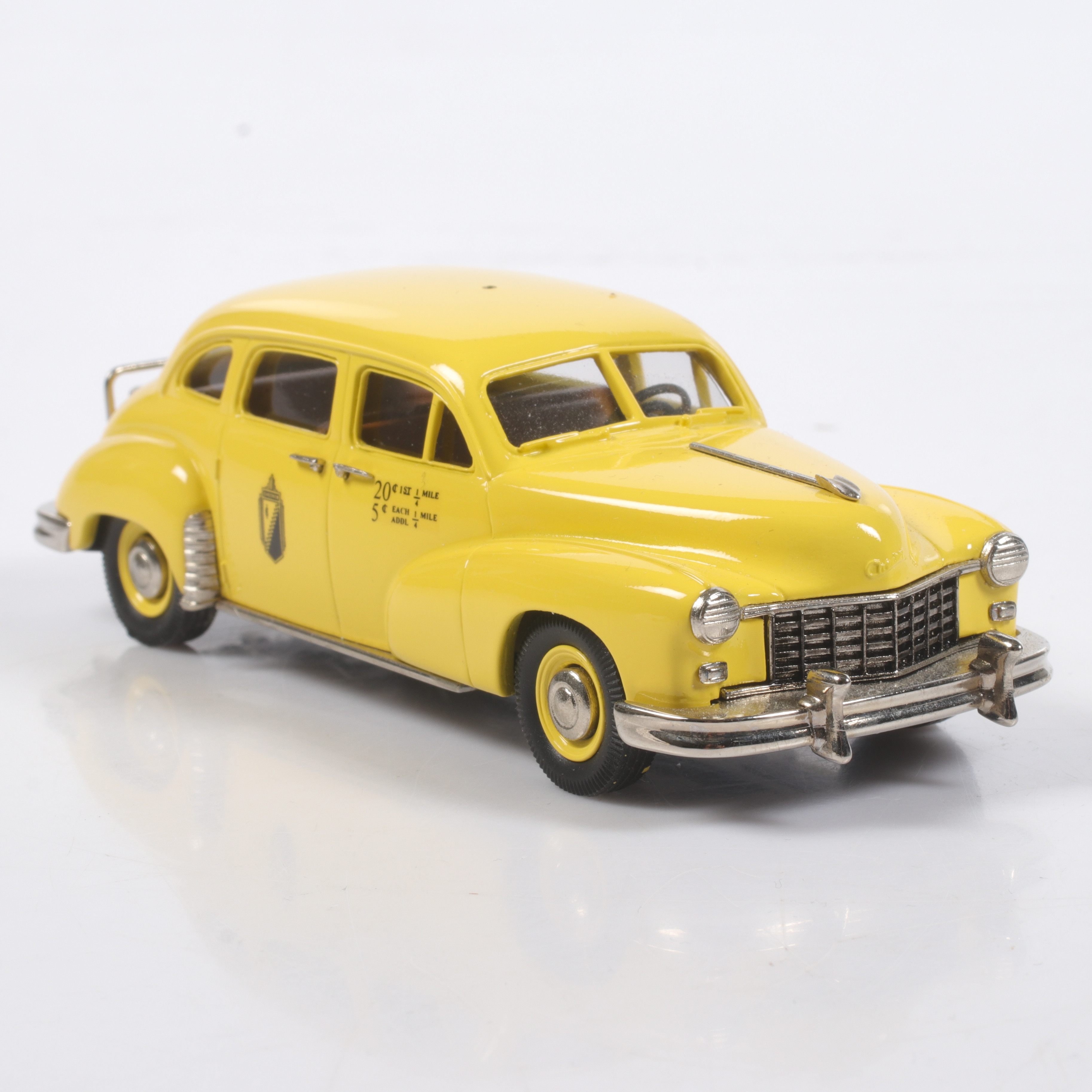 MODELLBIL, metall/resin, Checker Taxicab, 1949, Brooklin Models, skala 1:43.