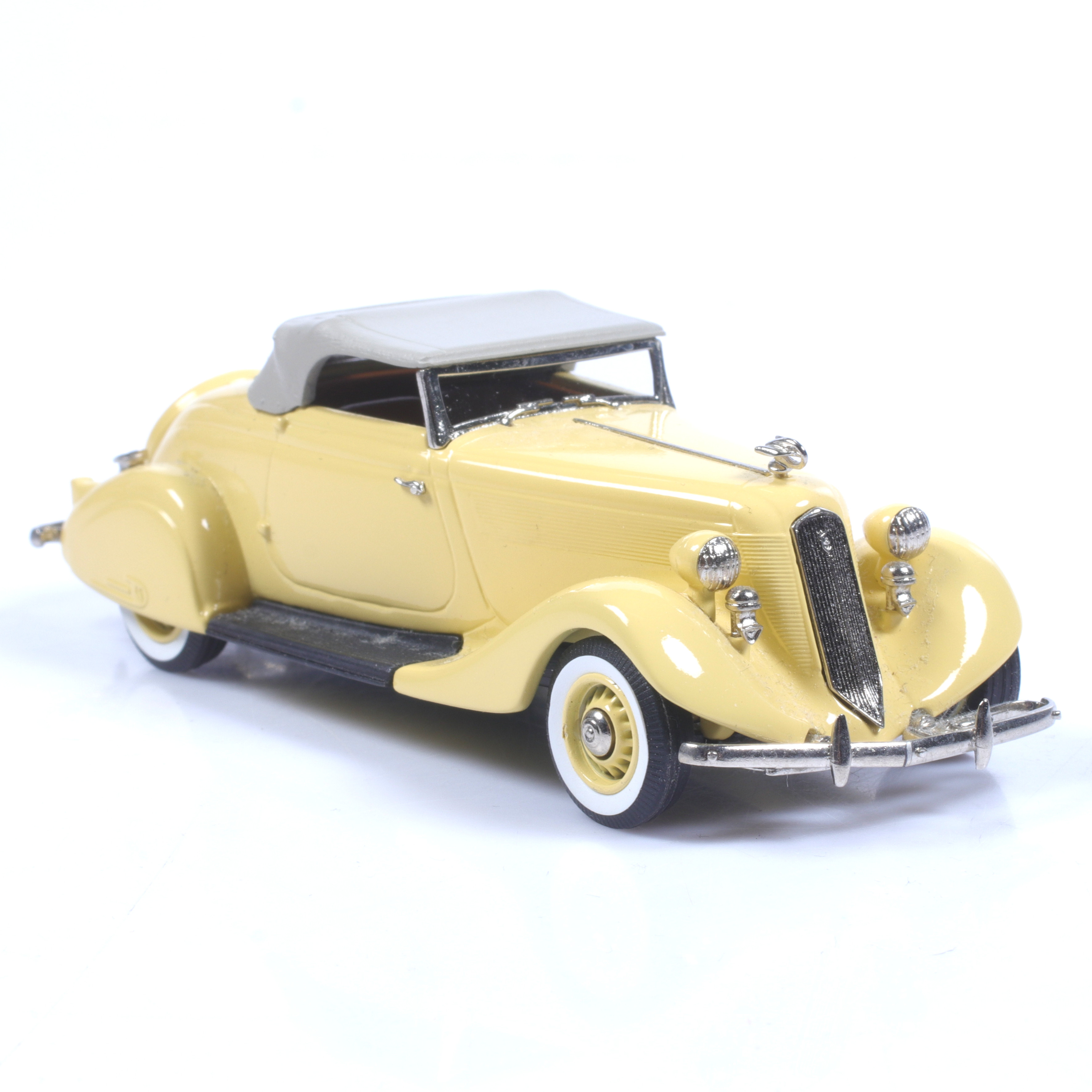 MODELLBIL, metall/resin, Studebaker Commander Roadster, 1935, Brooklin Models, skala 1:43.