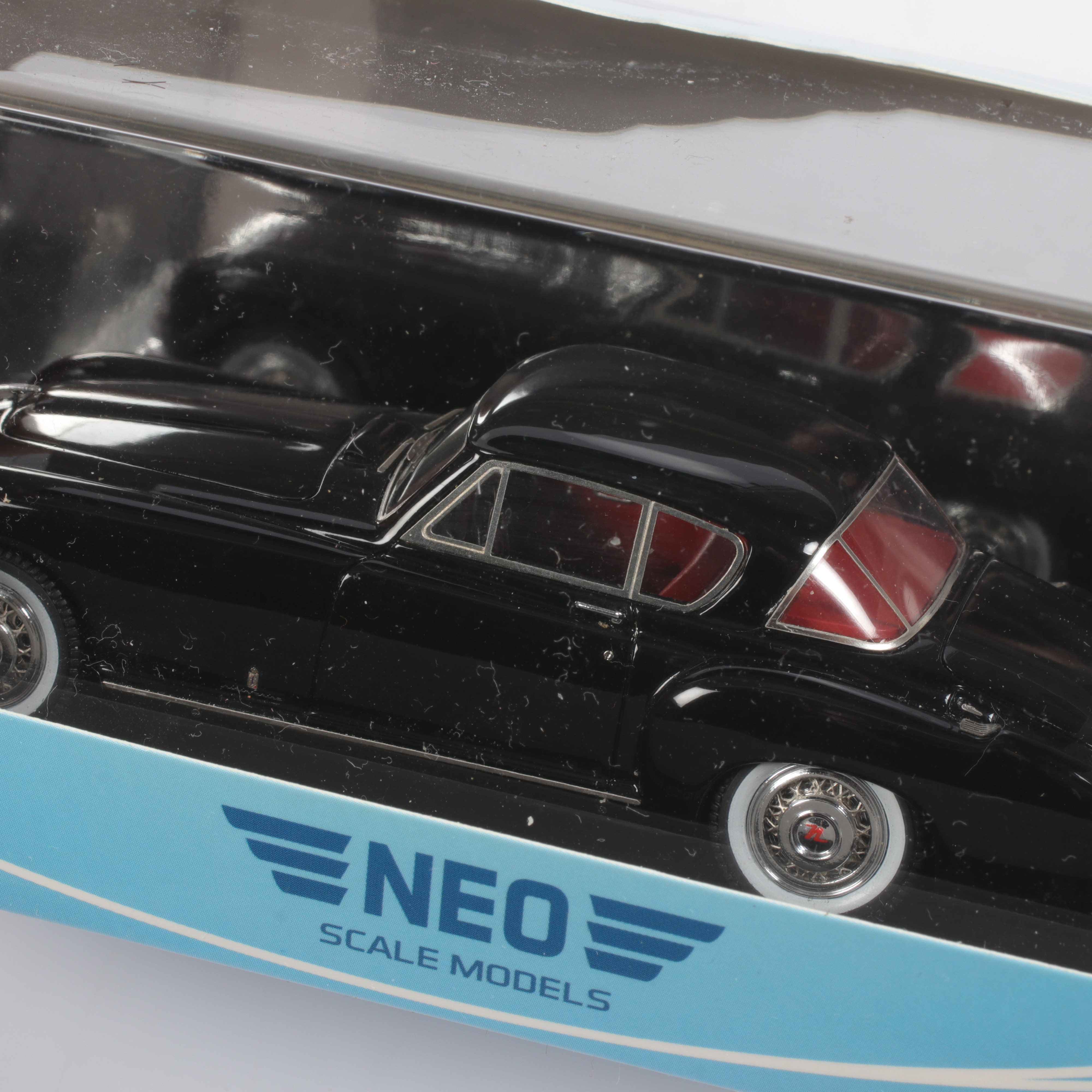 MODELLBIL, metall/resin, Nash Healey Coupé, NEO Models, skala 1:43.