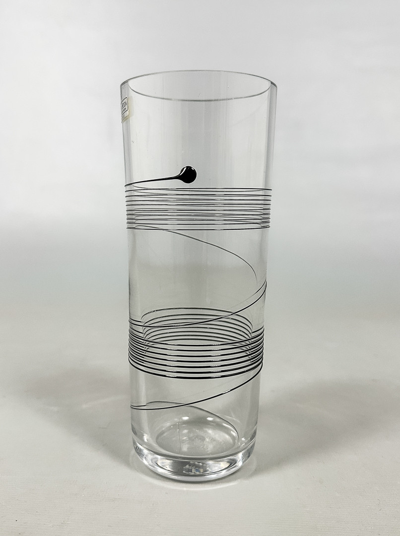 BERTIL VALLIEN. VAS, glas, "Spin", signerad, Kosta Boda.