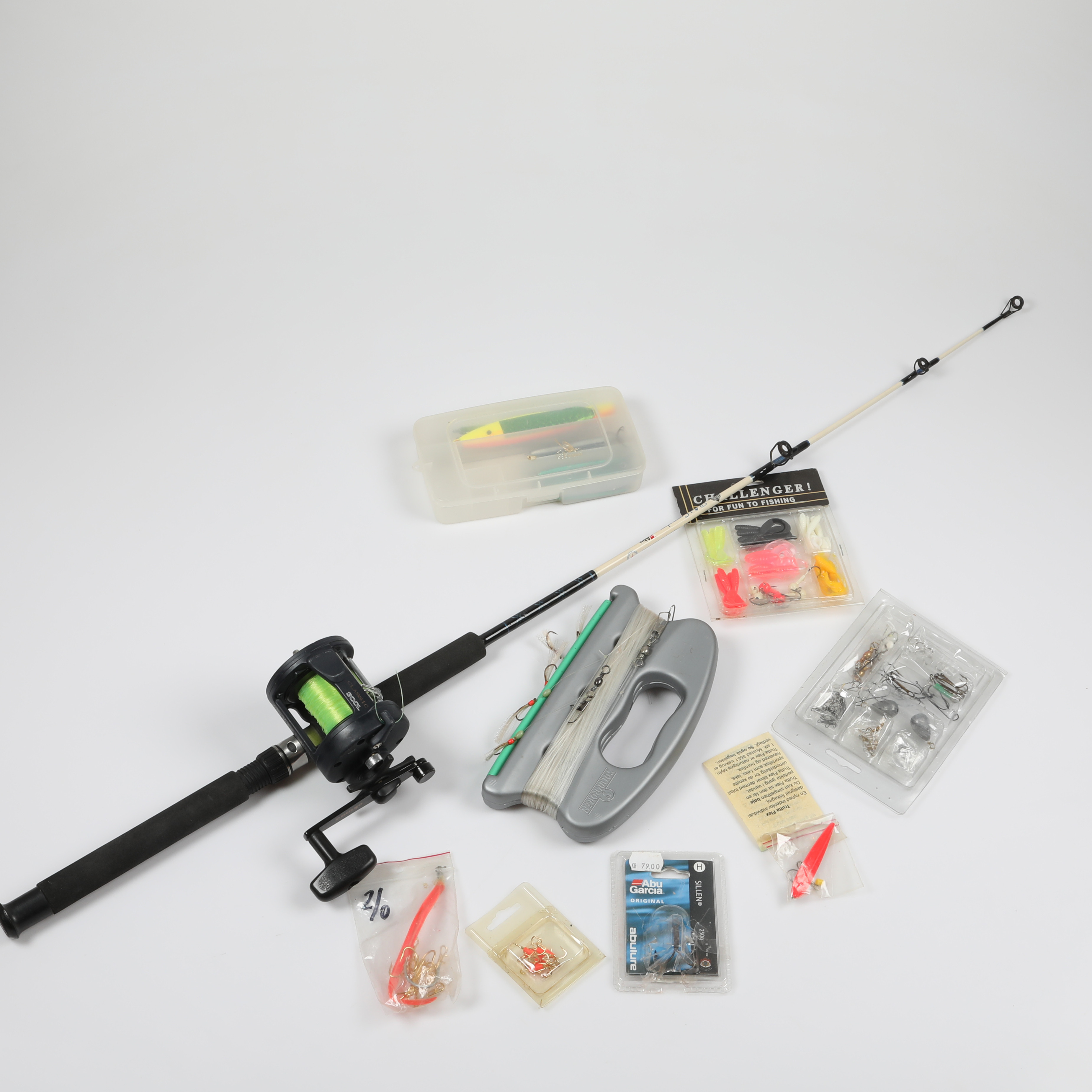 HAVSFISKESPÖ MED RULLE OCH TILLBEHÖR, bl. a. Abu Garcia, Sverige.