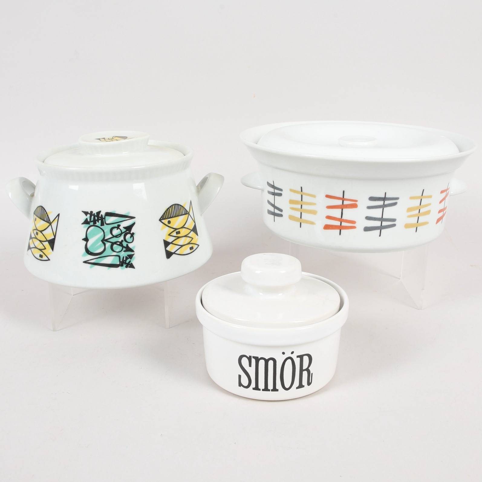 KAROTTER & SKÅL MED LOCK, 3 st, porslin, bl.a. Upsala-Ekeby för Dukat Karlskrona, 1900-talets mitt.