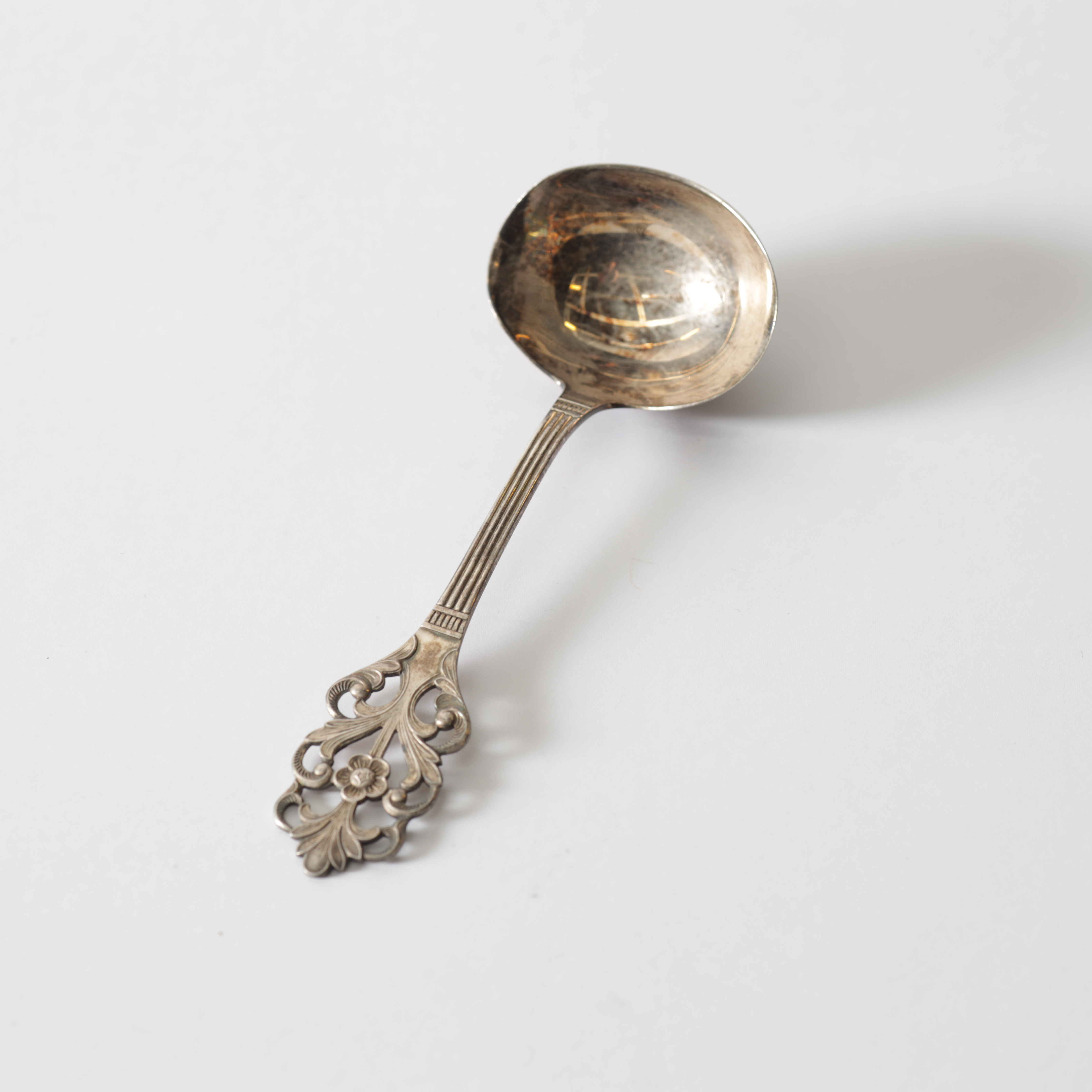 GRÄDDSLEV, silver, "Viking rose", Thorvald Marthinsen Sølvvarefabrikk, Norge. Totalvikt ca 28,5 gram.