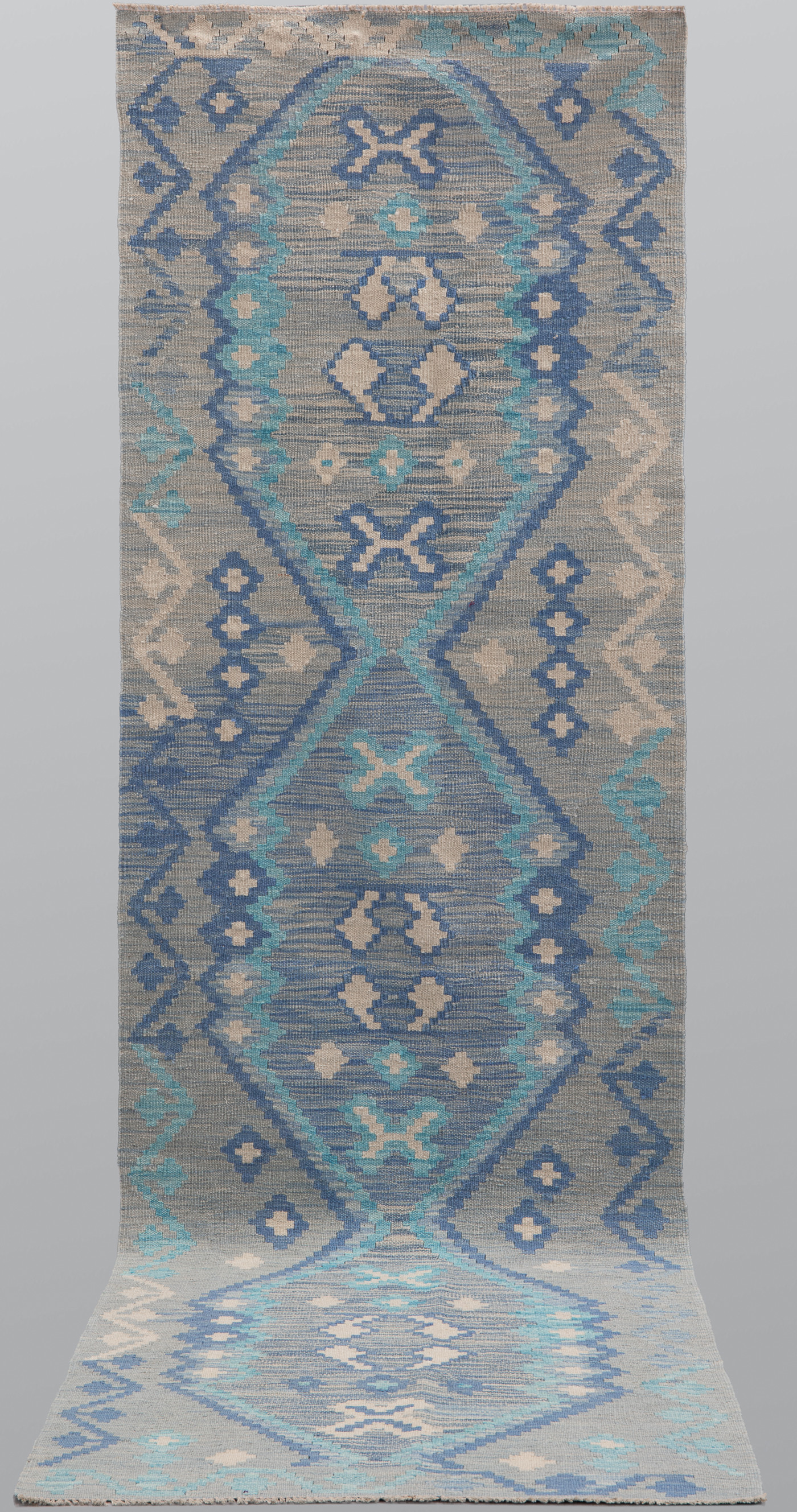 ORIENTMATTA. Kelim klassisk design, gallerimodell, 296 x 85 cm.