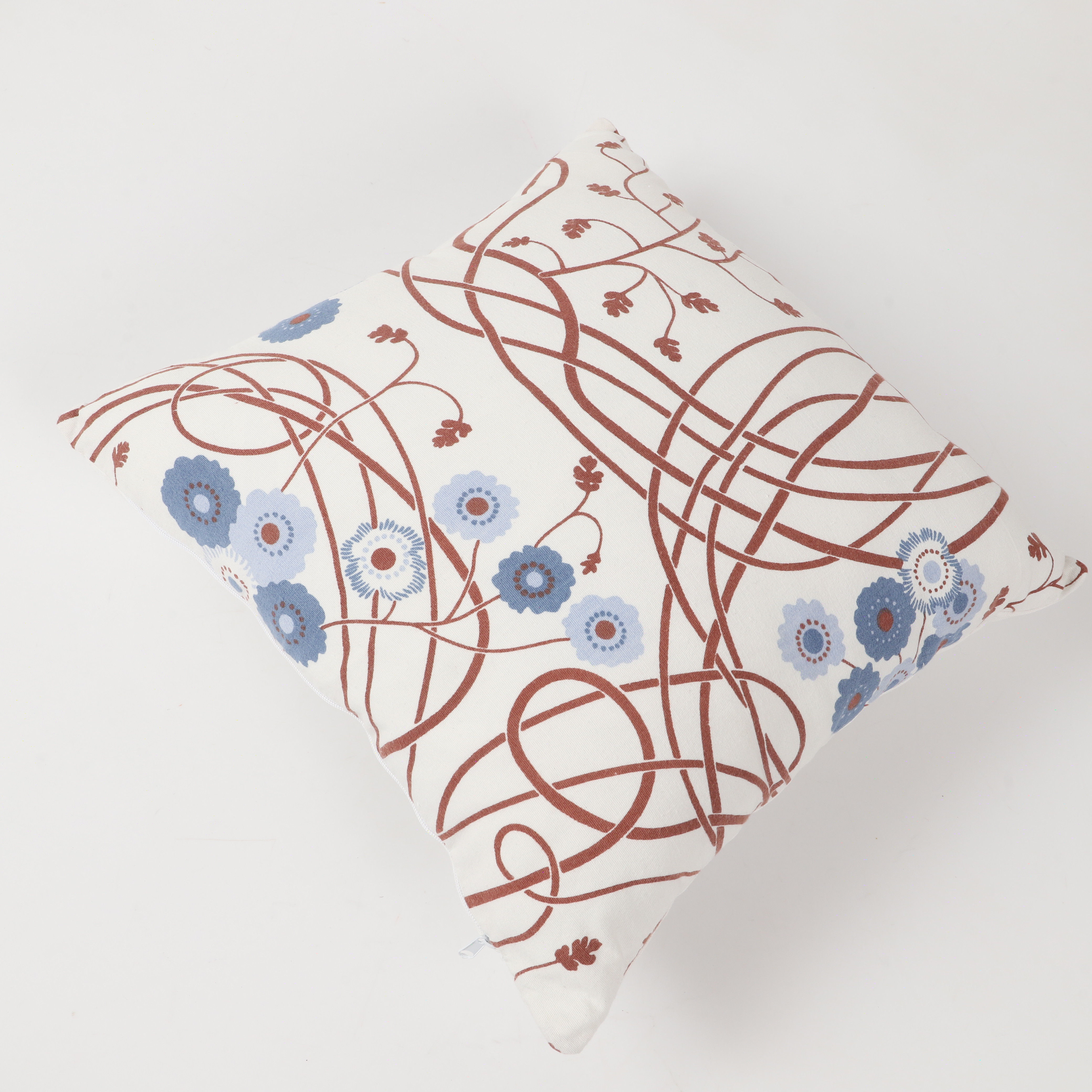 KUDDE, med tyg "Loops", bomull, Josef Frank, Firma Svenskt Tenn, Stockholm.