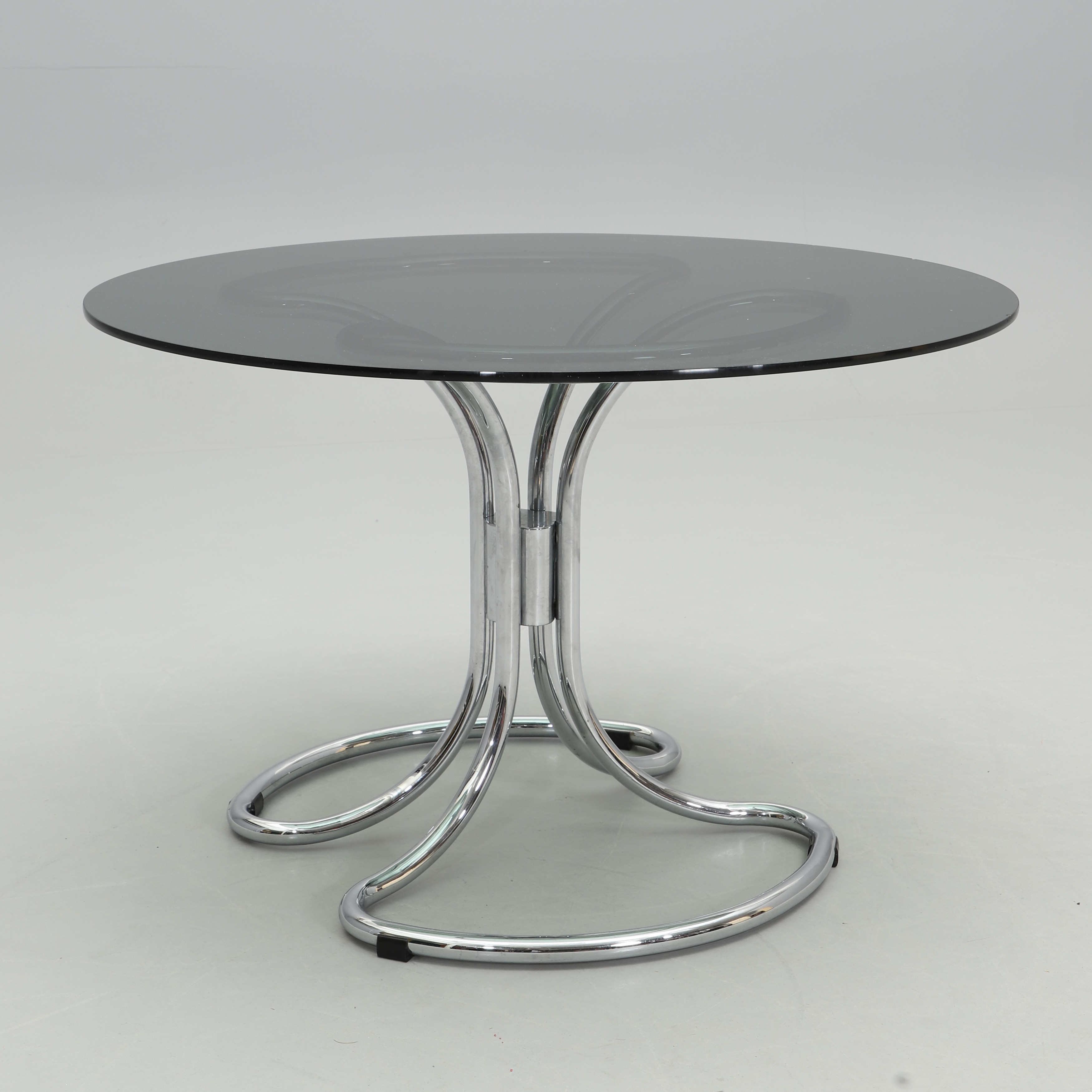 GASTONE RINALDI. MATBORD, Cidue, 1900-talets slut.