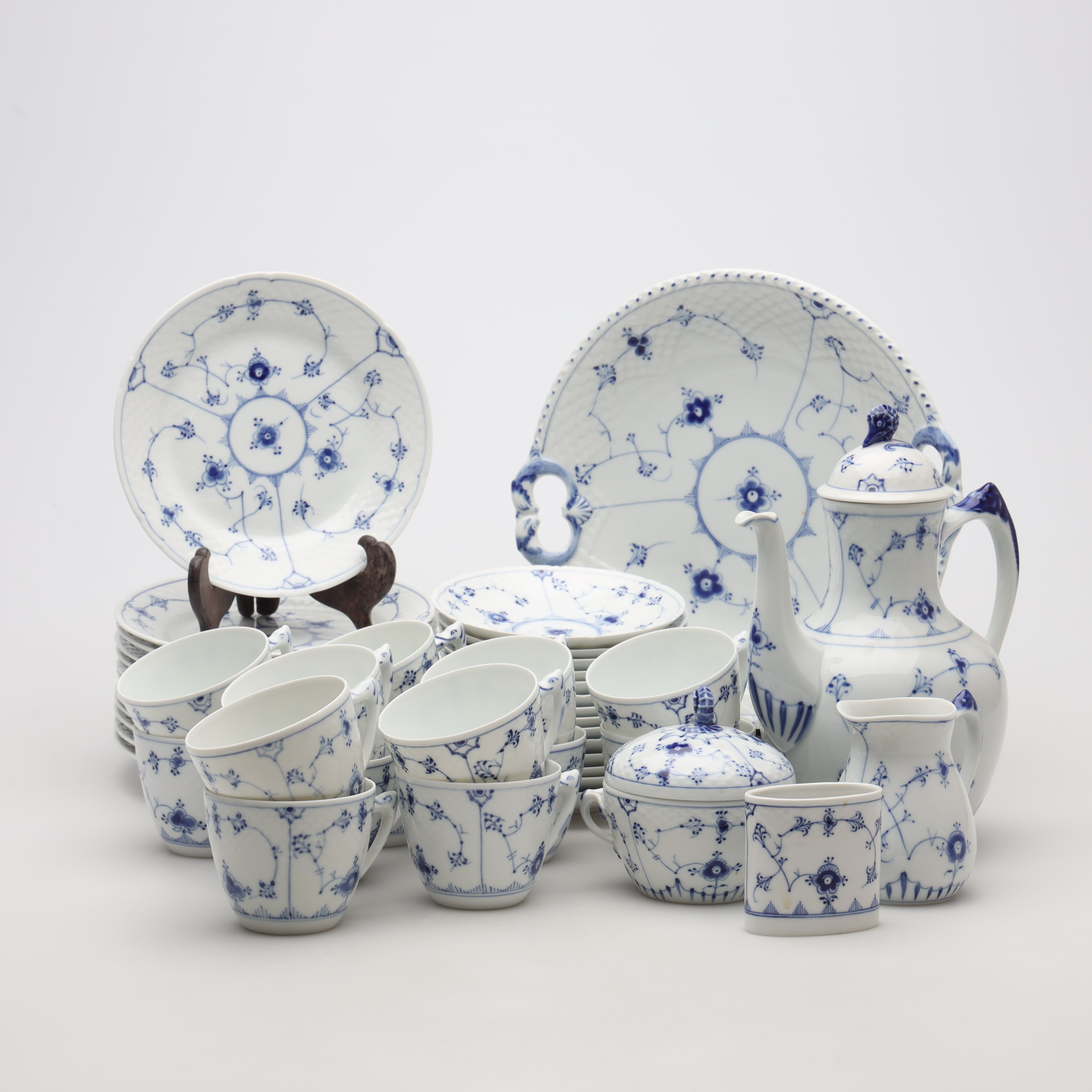 KAFFESERVIS, 45 delar, "Musselmalet", Bing & Gröndahl.