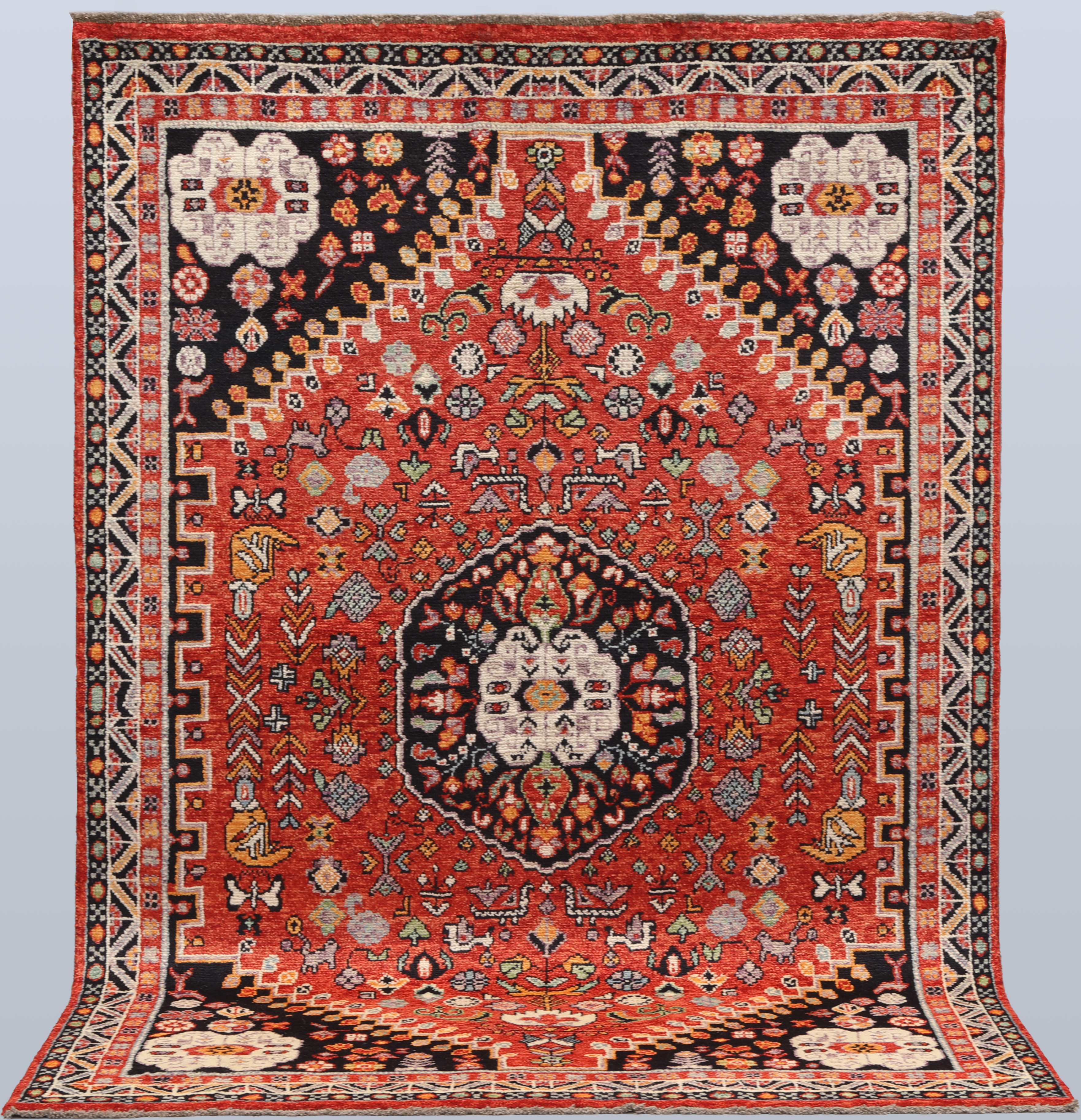 ORIENTMATTA. Figural Sherazi, 233 x 162 cm.