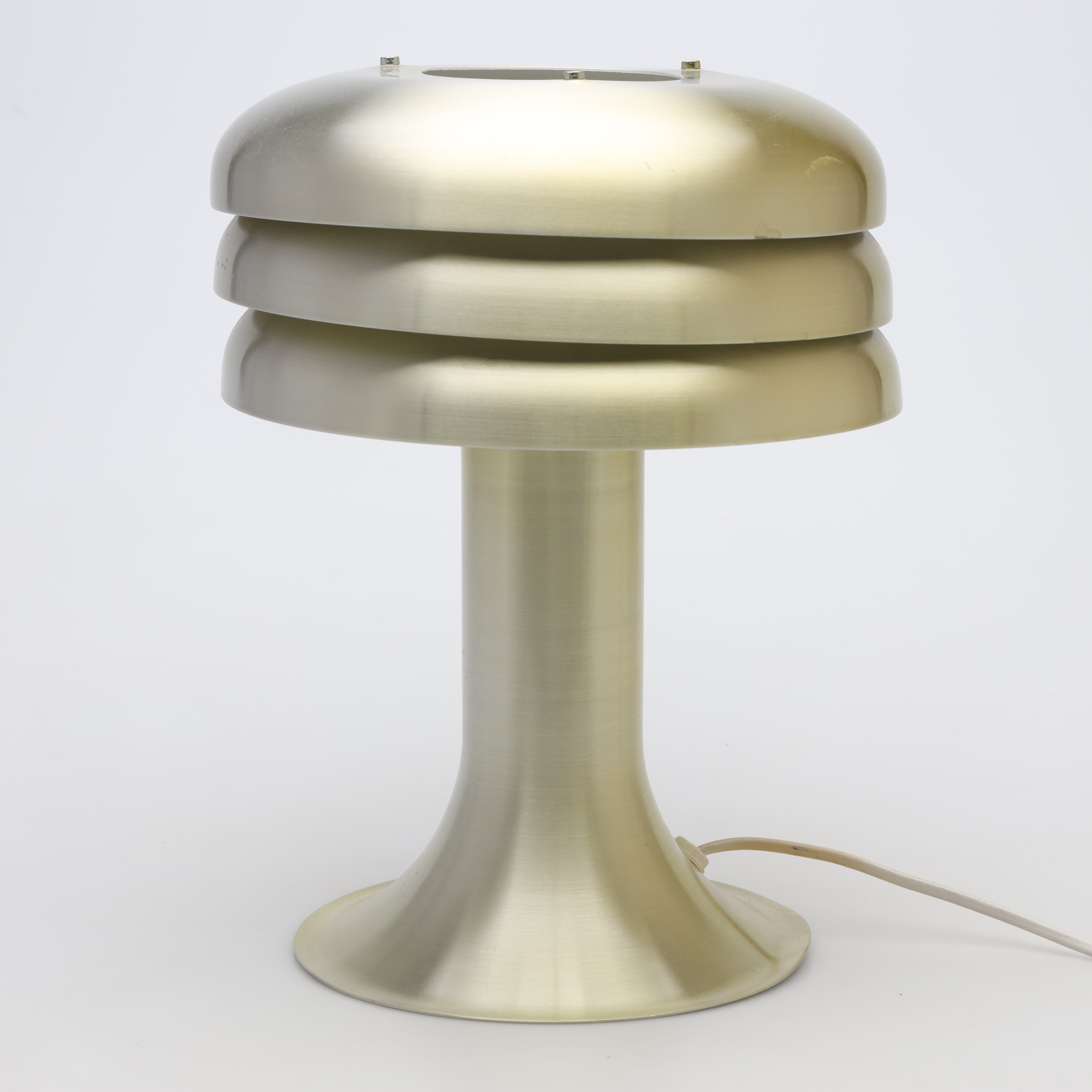 HANS-AGNE JAKOBSSON. BORDSLAMPA, metall, "BN 25", Markaryd.