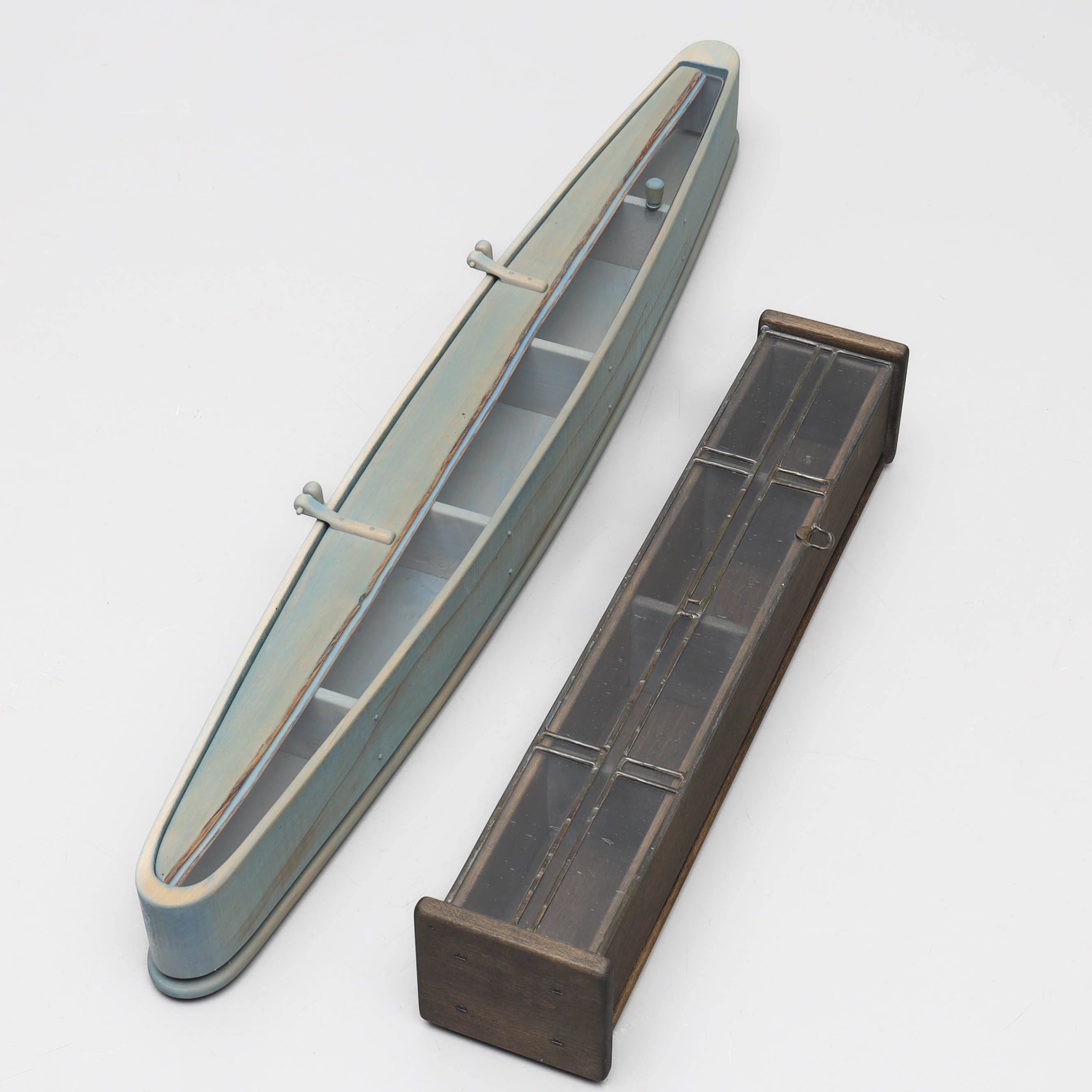 VÄGGSKÅP, 2 st, design Jan Järlehed.