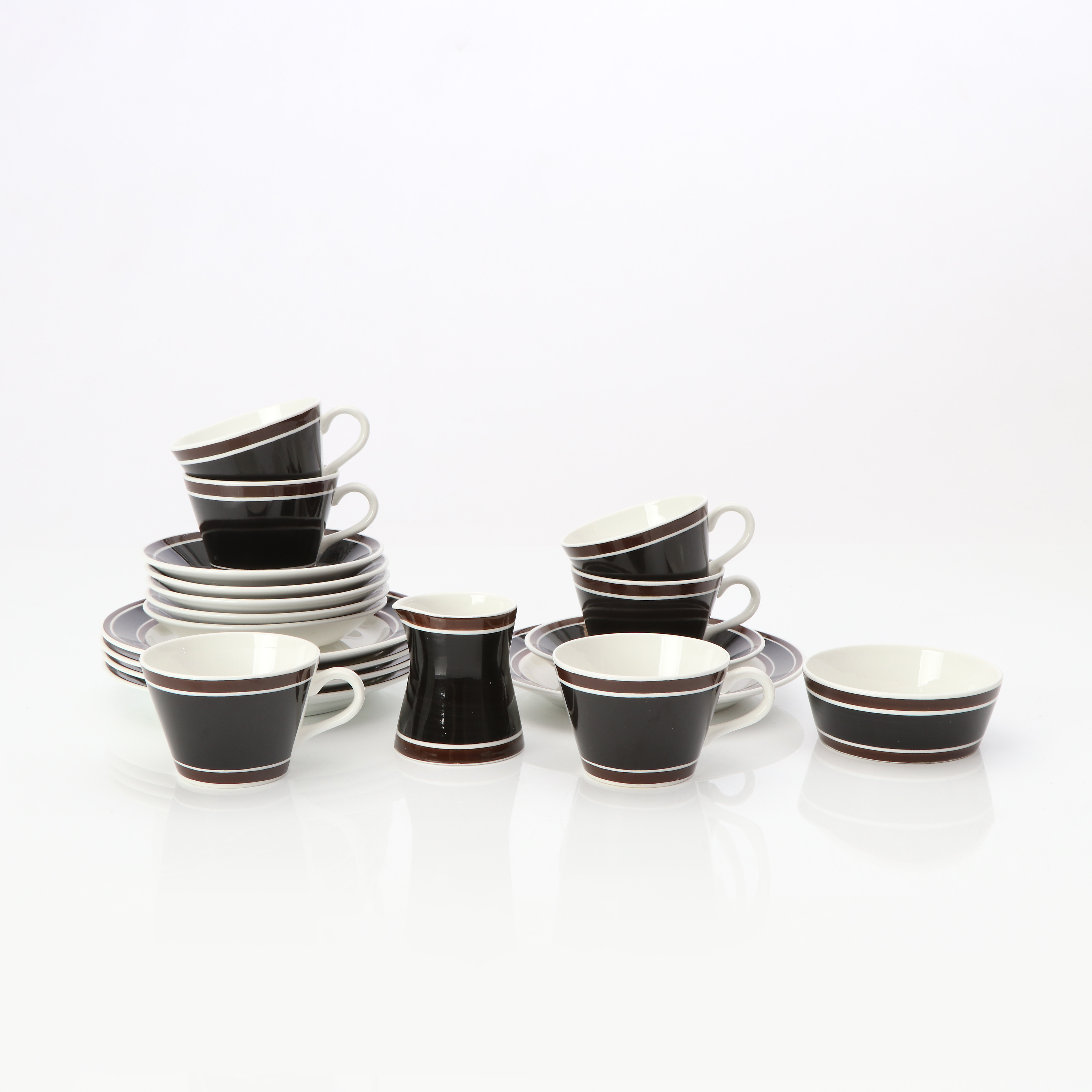 STIG LINDBERG. KAFFESERVISDELAR, 13 ST. Keramik. "Terra", Gustavsberg.