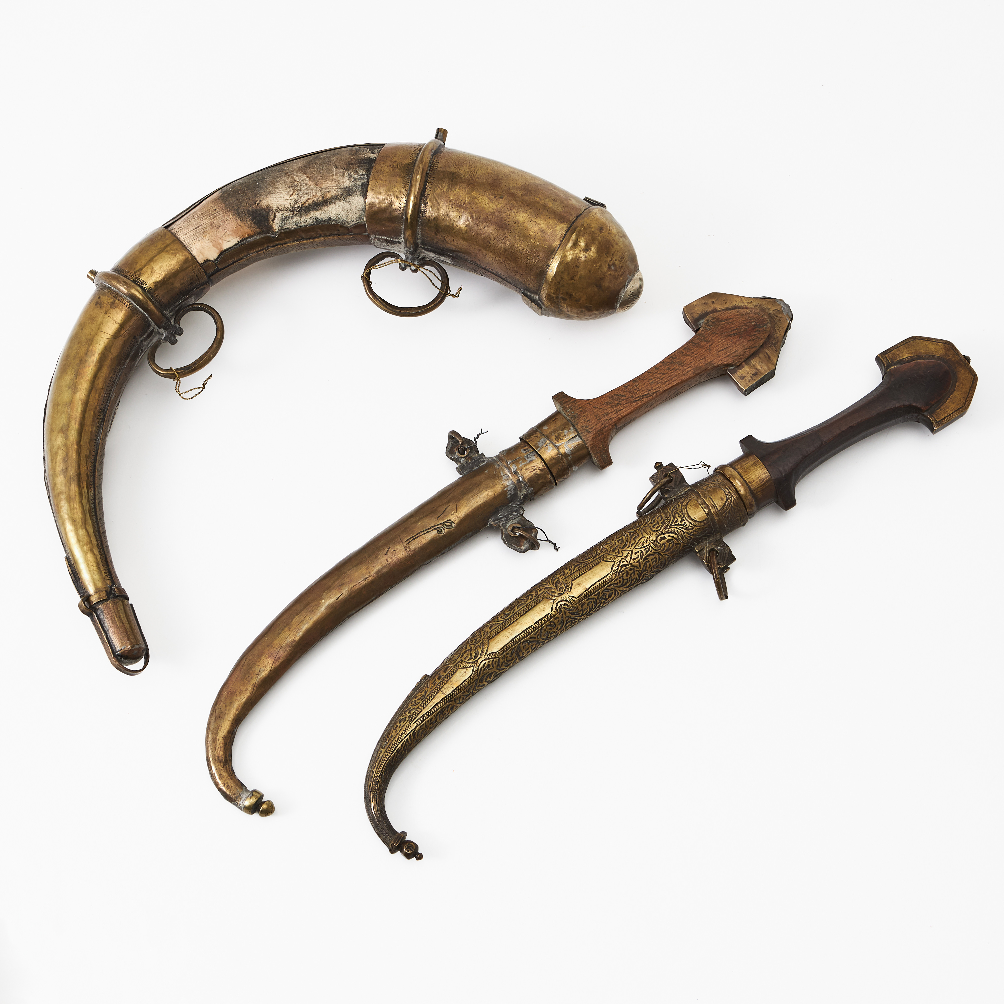 DOLKAR, Koummya, 2 stycken, Marocko, 1800/1900-tal. KRUTHORN, 1800/1900-taL, Marocko.