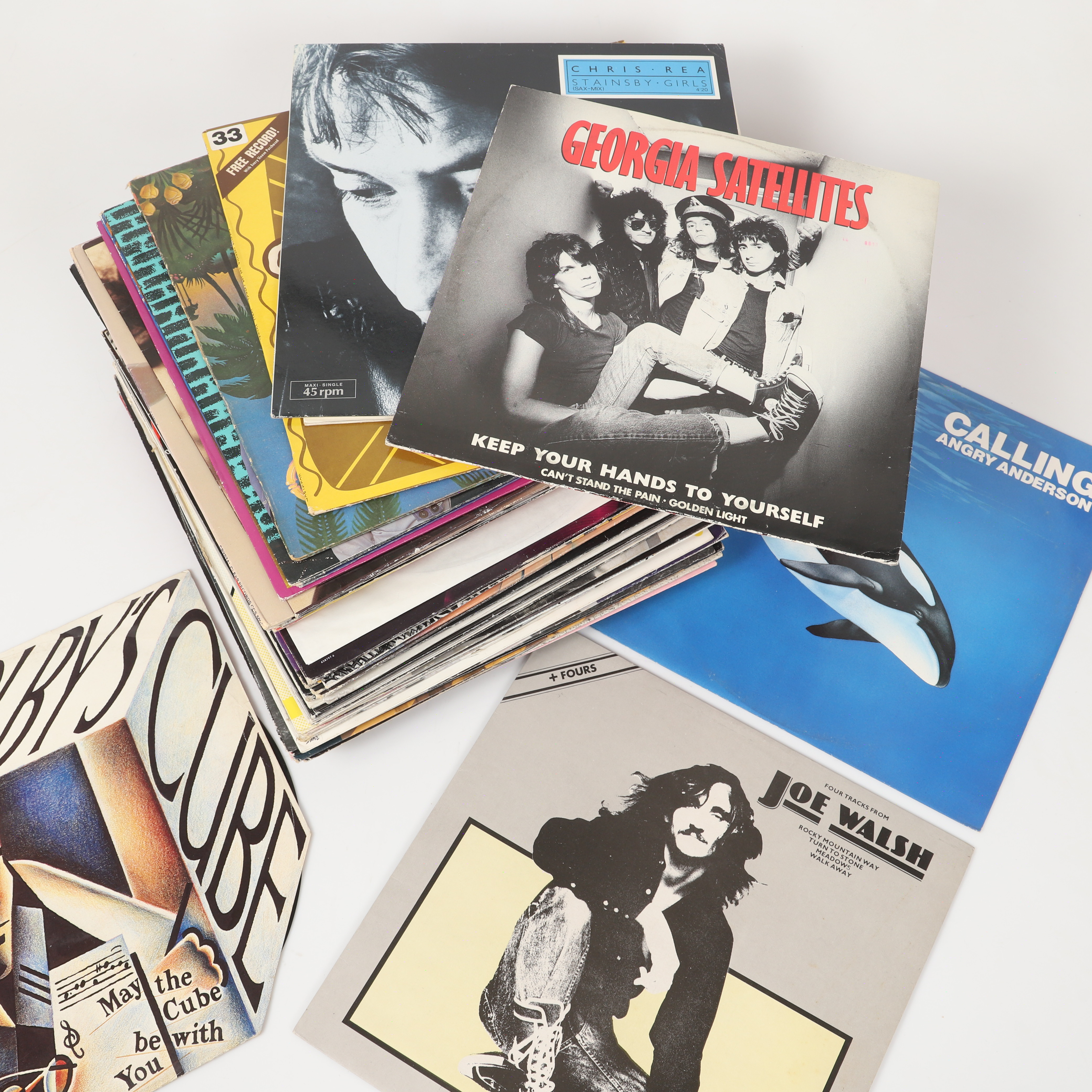 MAXISINGLAR, ca 65 stycken, blandade artister och genrer.