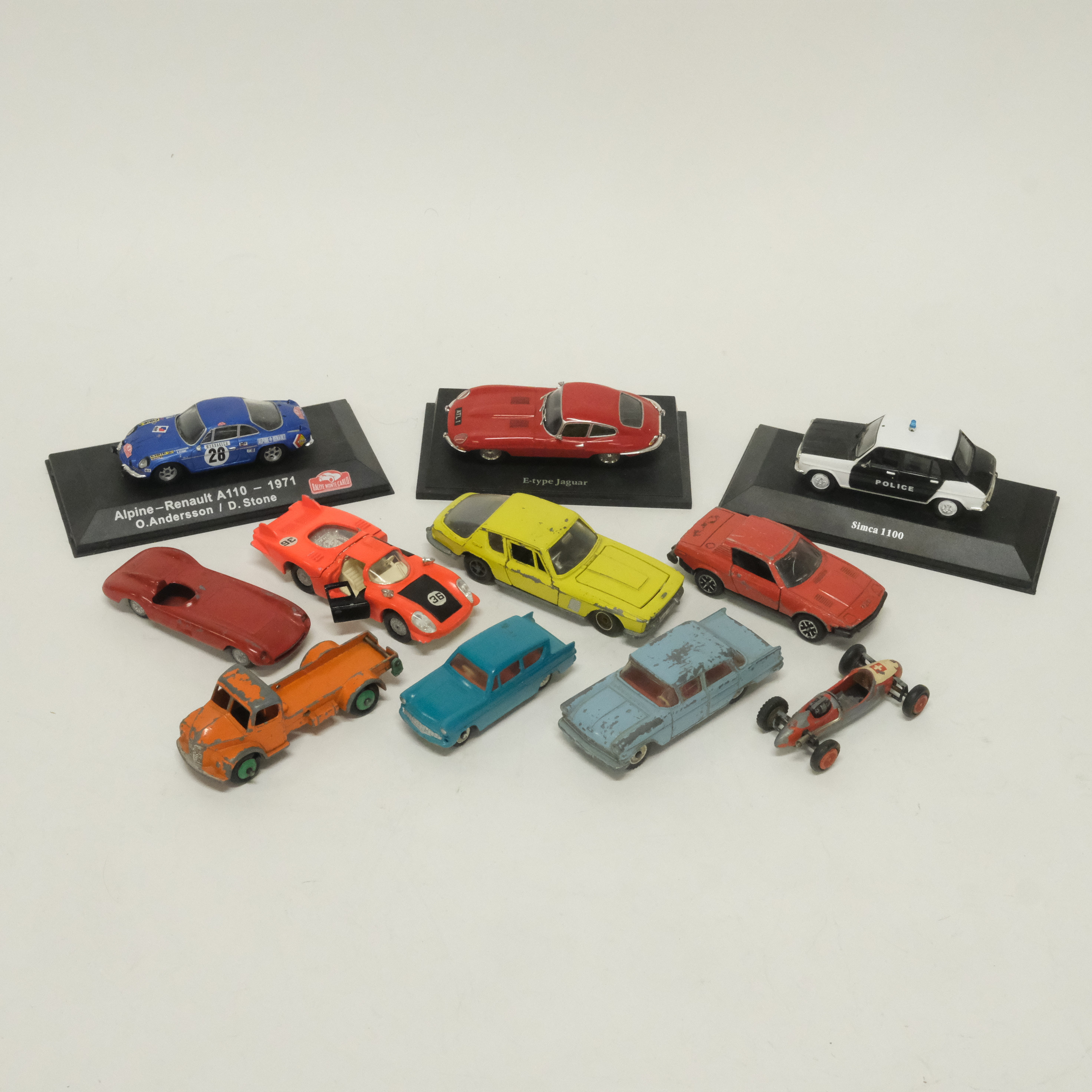 MODELLBILAR, TEKNO OCH DINKY TOYS, 11 DELAR.