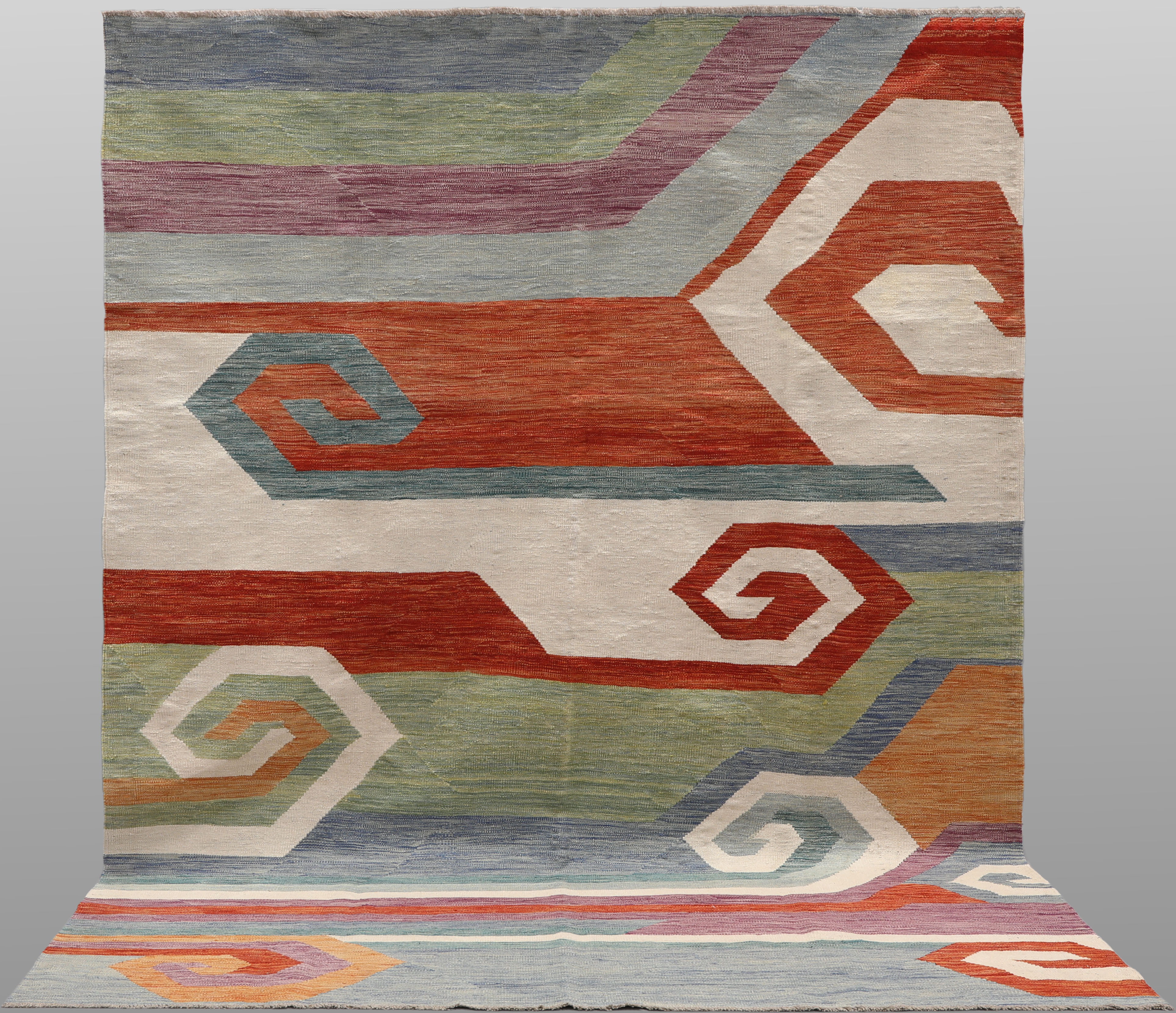 ORIENTMATTA. Kelim modern design, 281 x 193 cm.