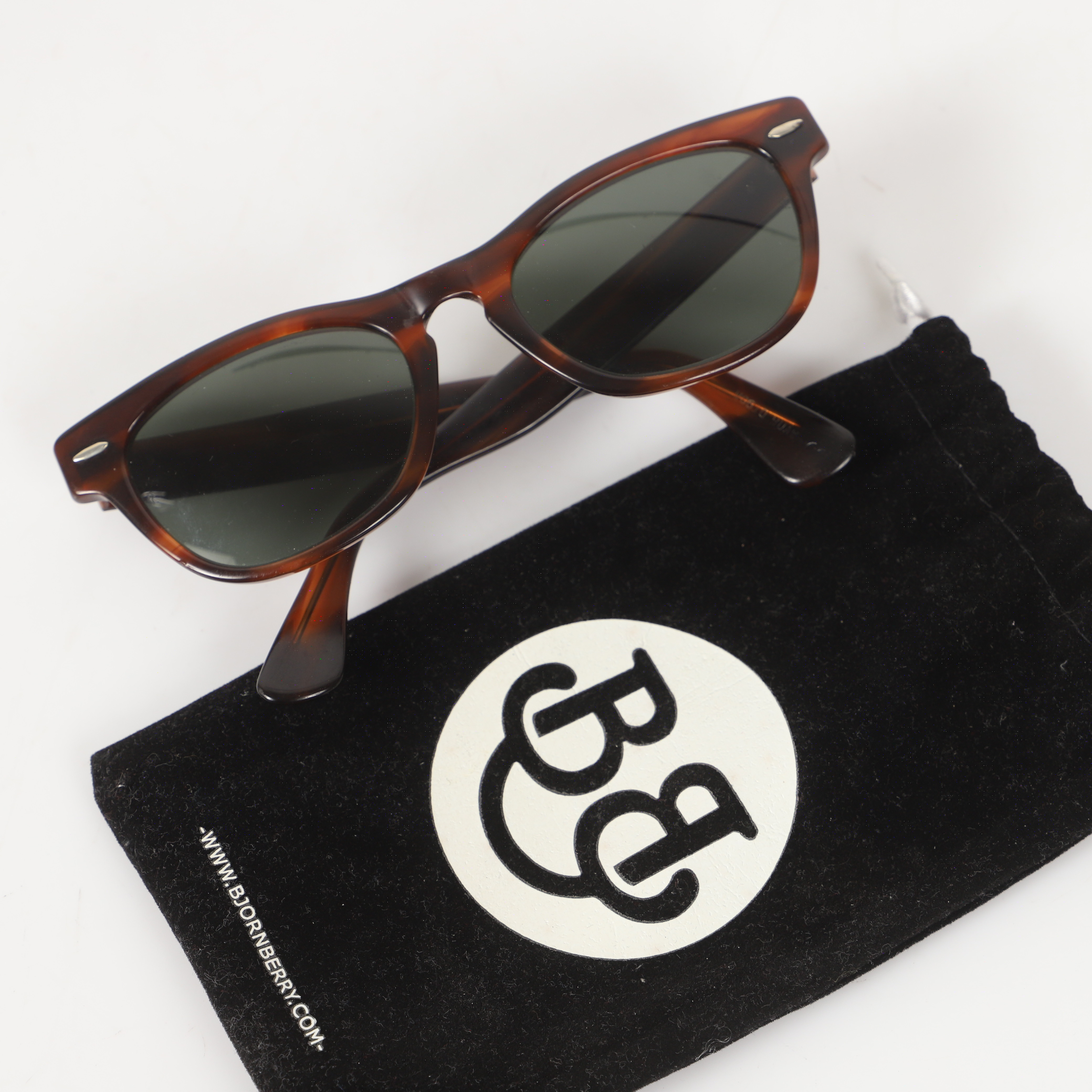 SOLGLASÖGON, "Laramie, Ray-Ban, USA.