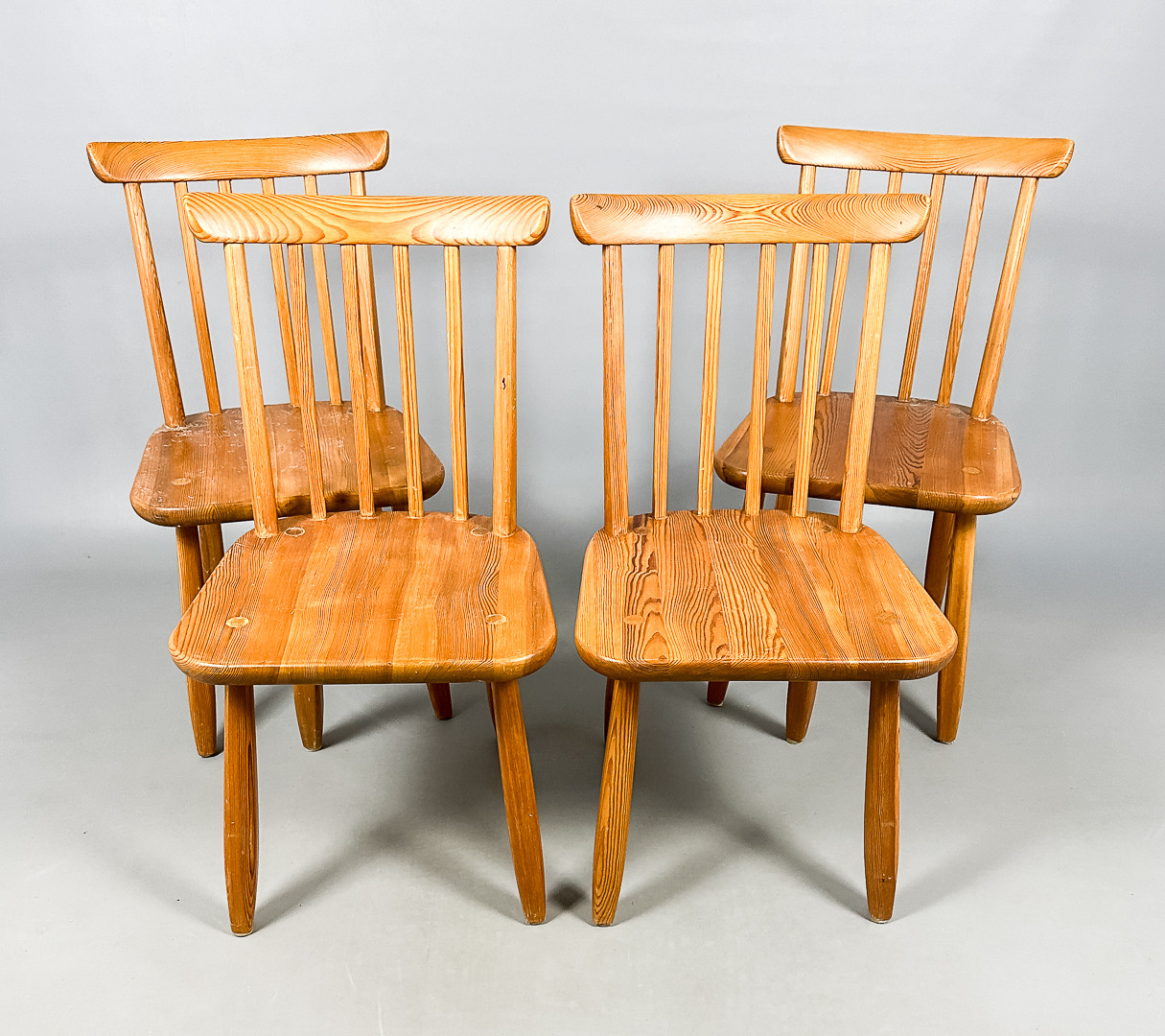 FERDINAND LUNDQUIST. STOLAR, 4 st, furu, 1900-tal.